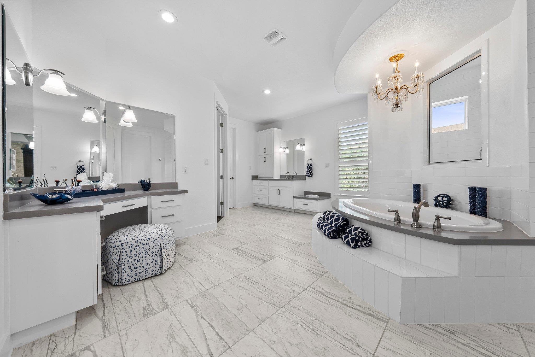 203 Black Stone Cv, Driftwood, TX 78619