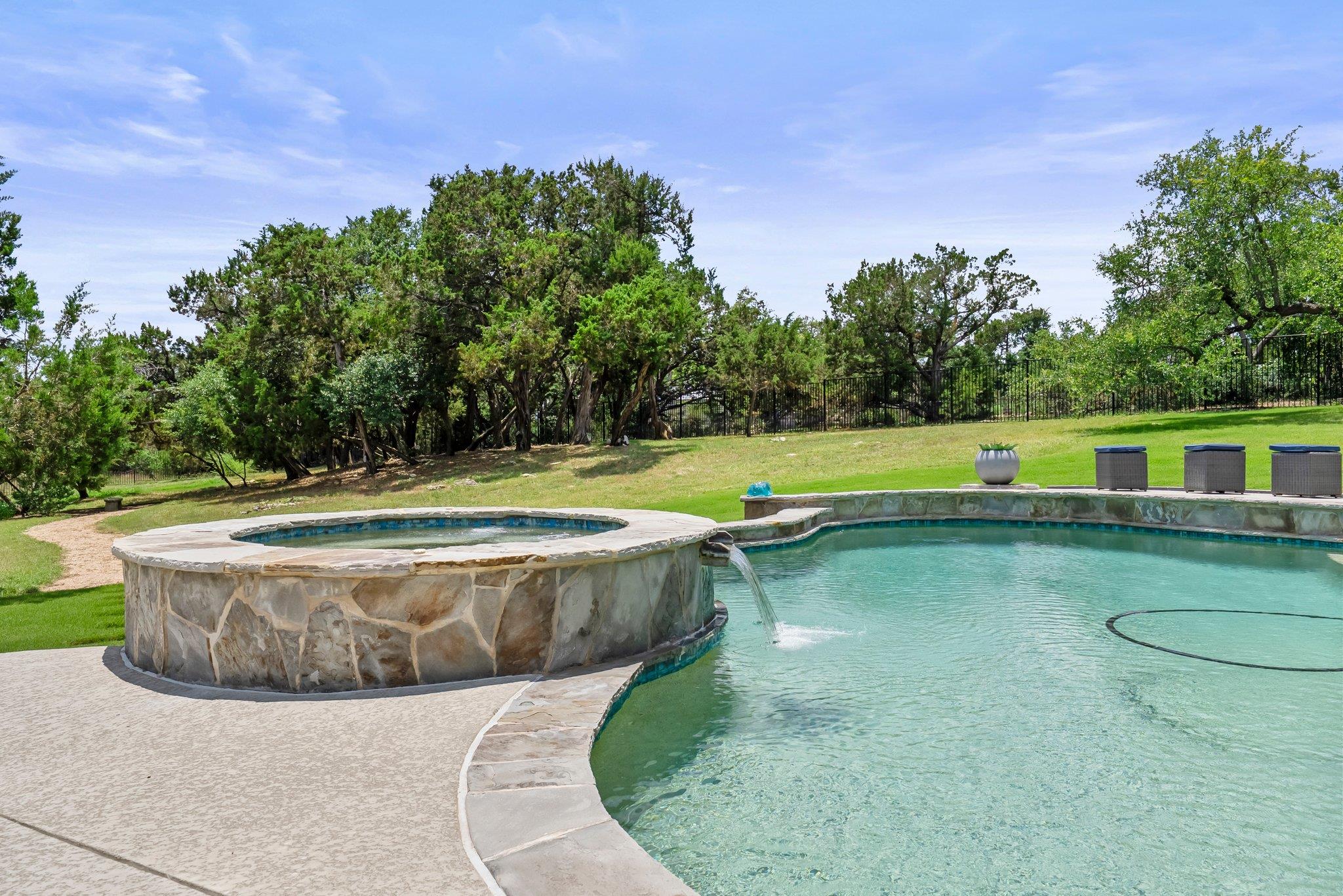 203 Black Stone Cv, Driftwood, TX 78619