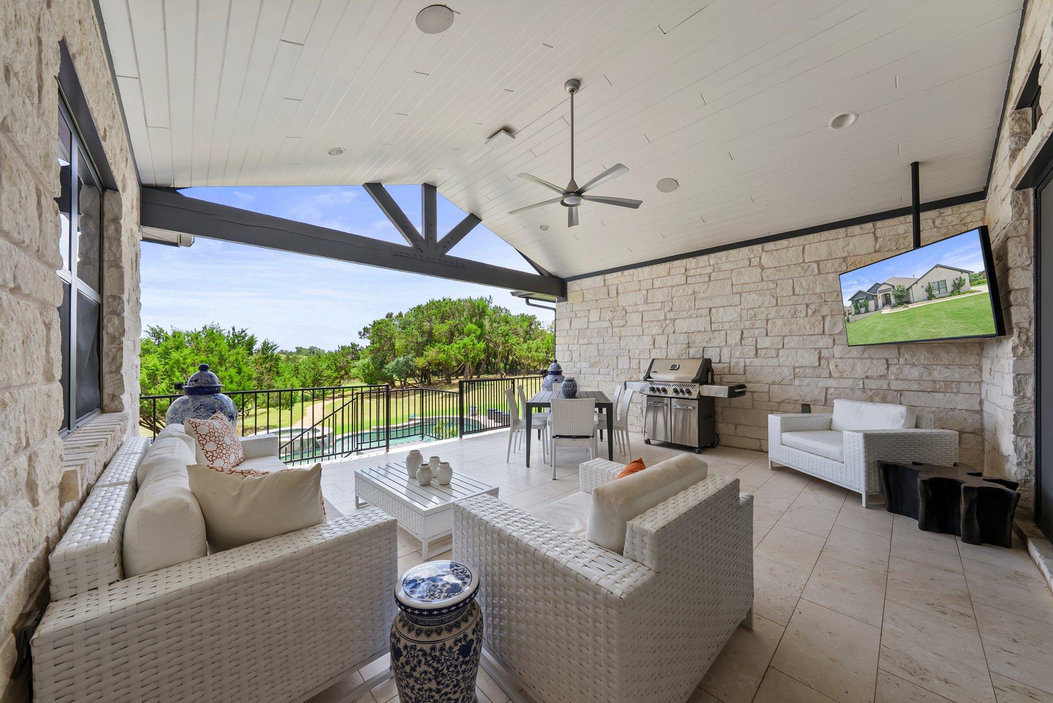 203 Black Stone Cv, Driftwood, TX 78619