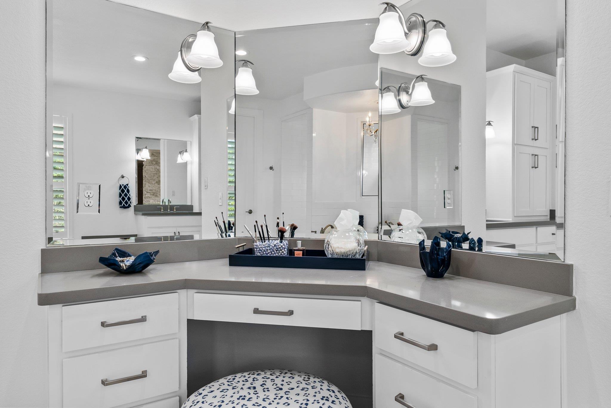 203 Black Stone Cv, Driftwood, TX 78619