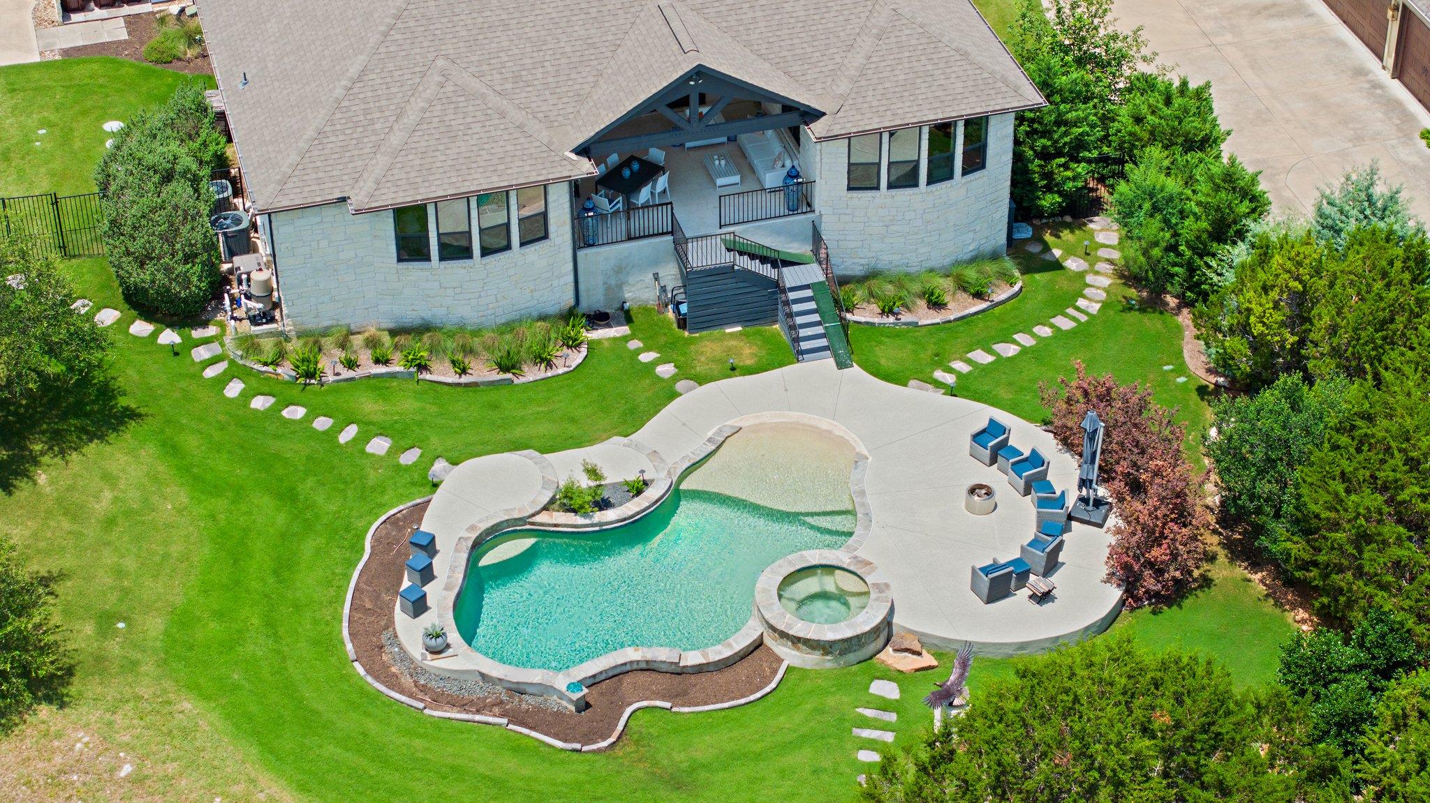 203 Black Stone Cv, Driftwood, TX 78619