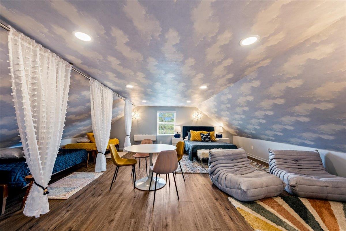 1660 W McCarty Ln, San Marcos, TX 78666