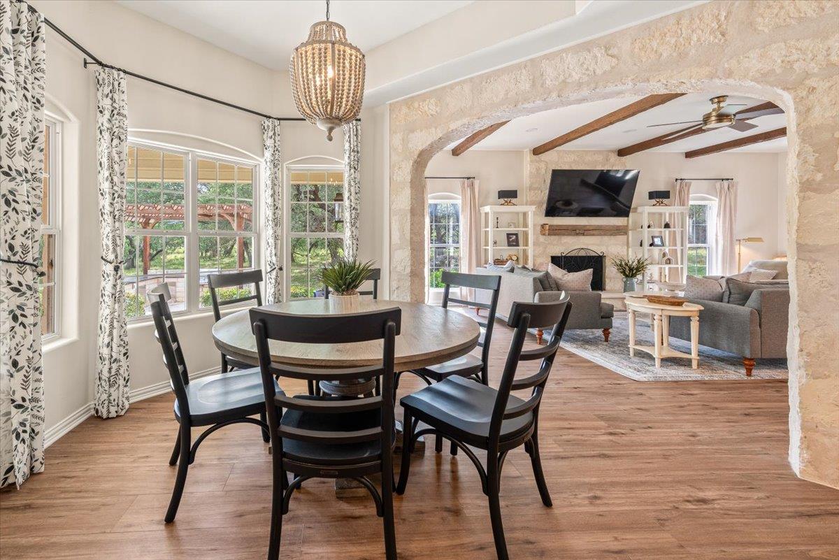 1660 W McCarty Ln, San Marcos, TX 78666