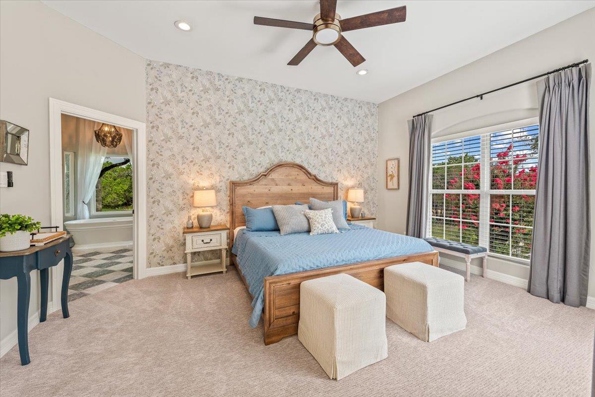 1660 W McCarty Ln, San Marcos, TX 78666