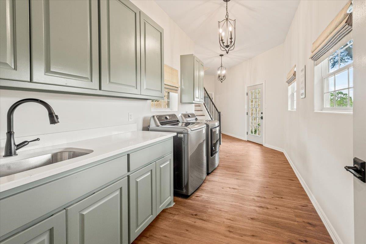 1660 W McCarty Ln, San Marcos, TX 78666