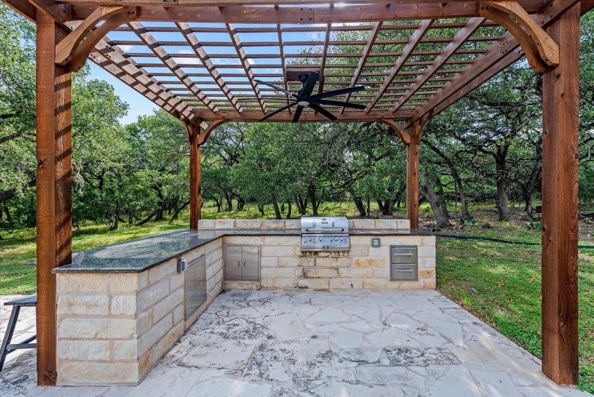 1660 W McCarty Ln, San Marcos, TX 78666
