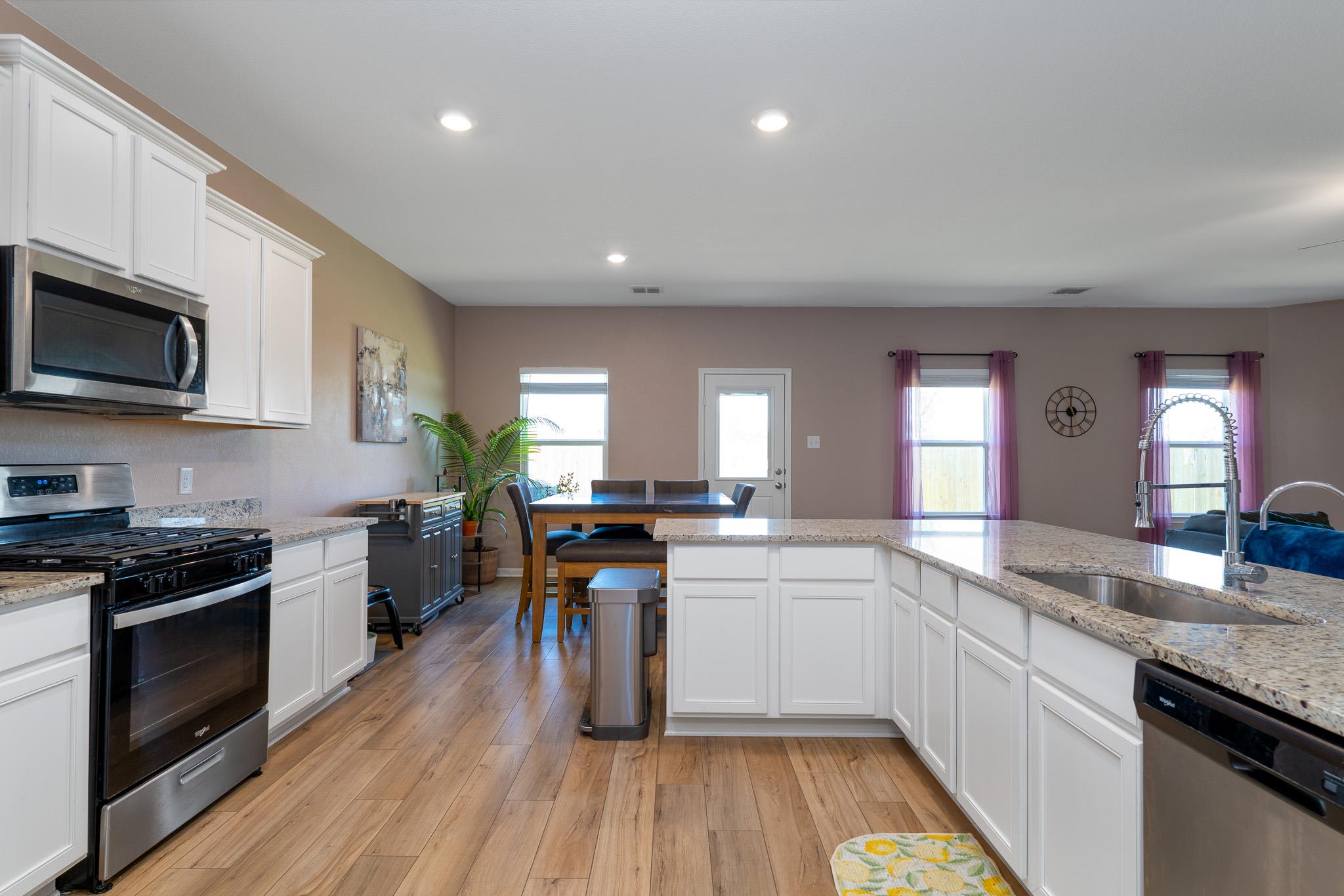 625 Aplite Pass, Maxwell, TX 78656