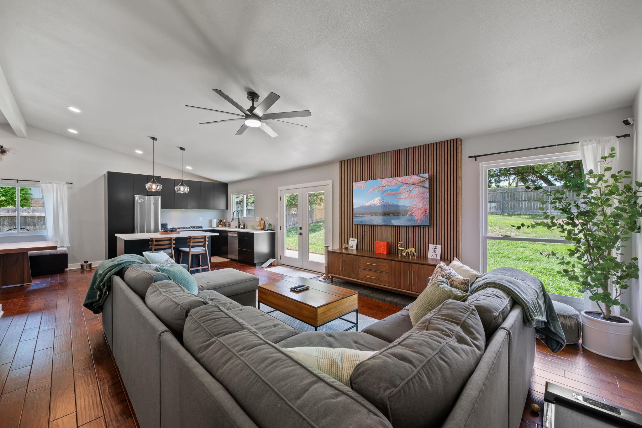 1205 Dove Haven Dr, Pflugerville, TX 78660