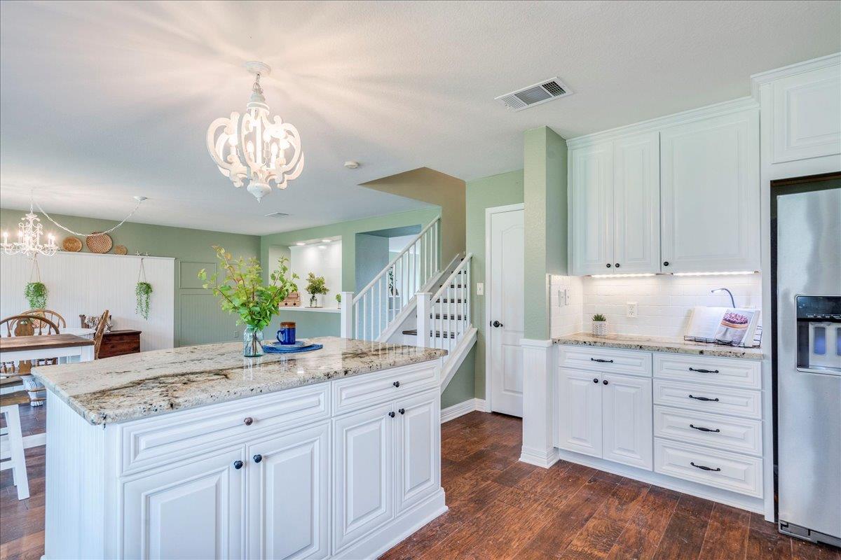 200 S Prairie Ln, Georgetown, TX 78633