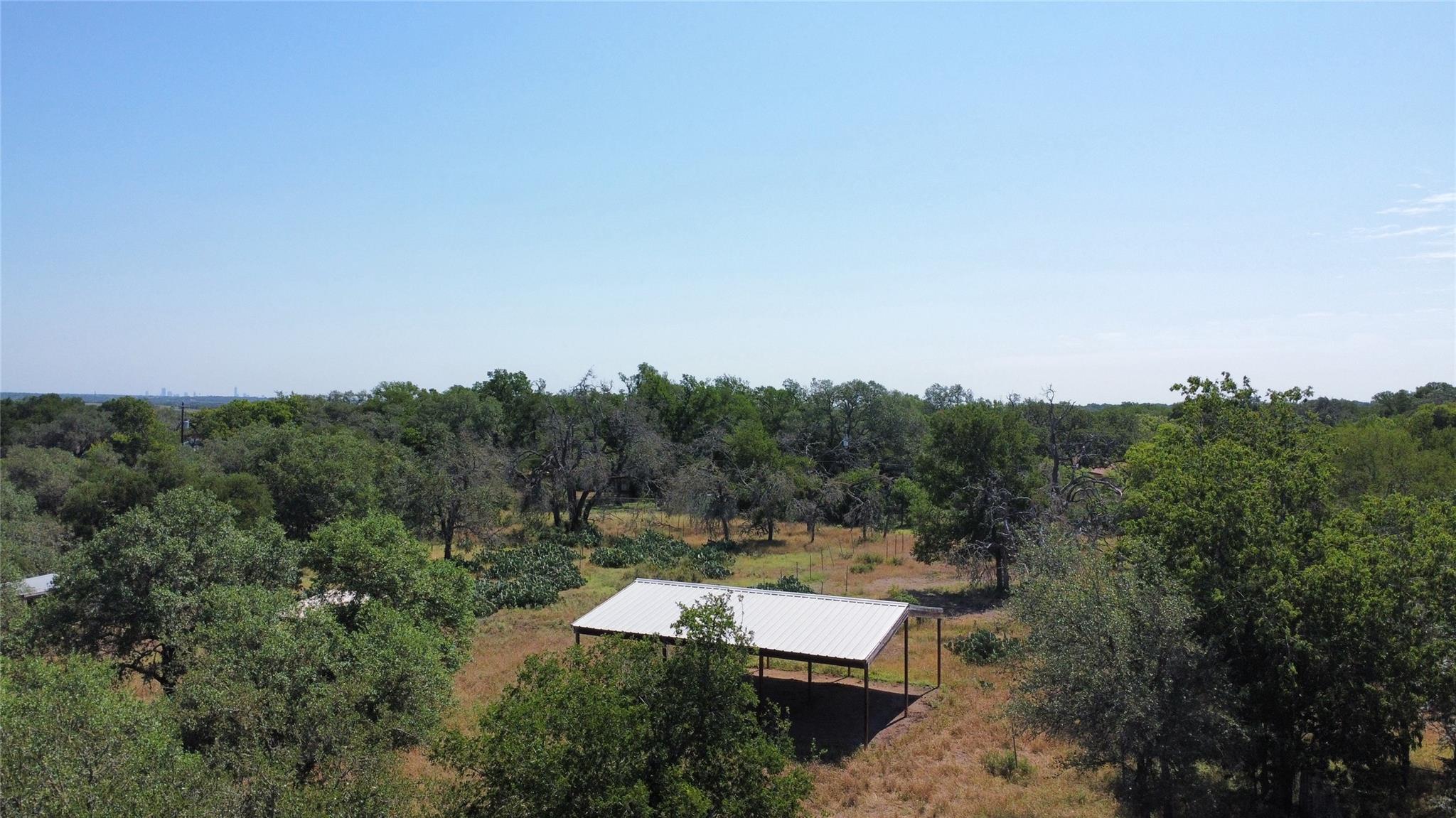 30 Country Oaks Dr, Buda, TX 78610