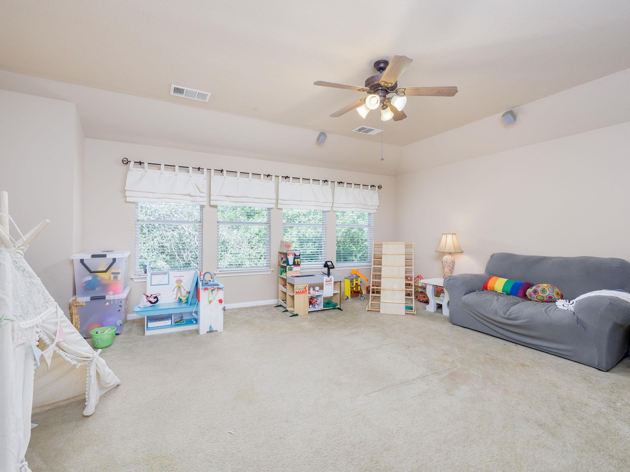 2407 Silver Spur Ln, Leander, TX 78641