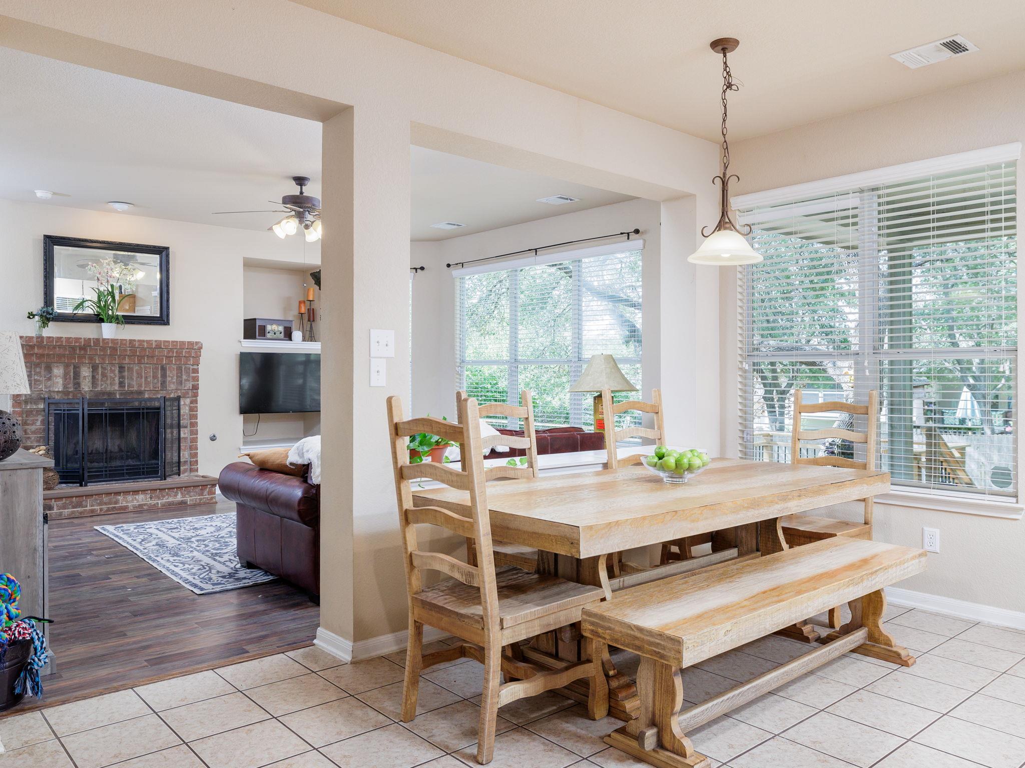 2407 Silver Spur Ln, Leander, TX 78641