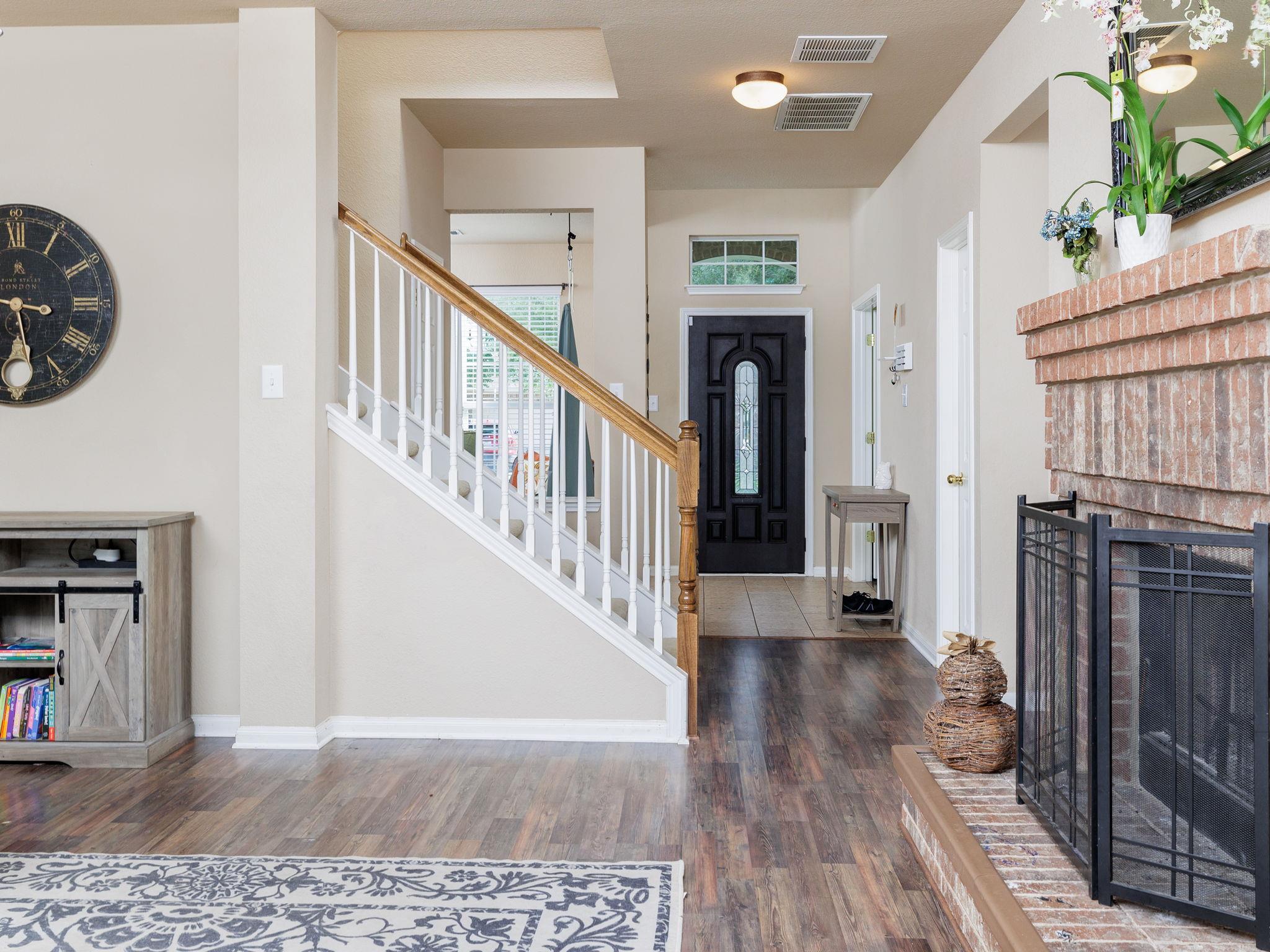 2407 Silver Spur Ln, Leander, TX 78641