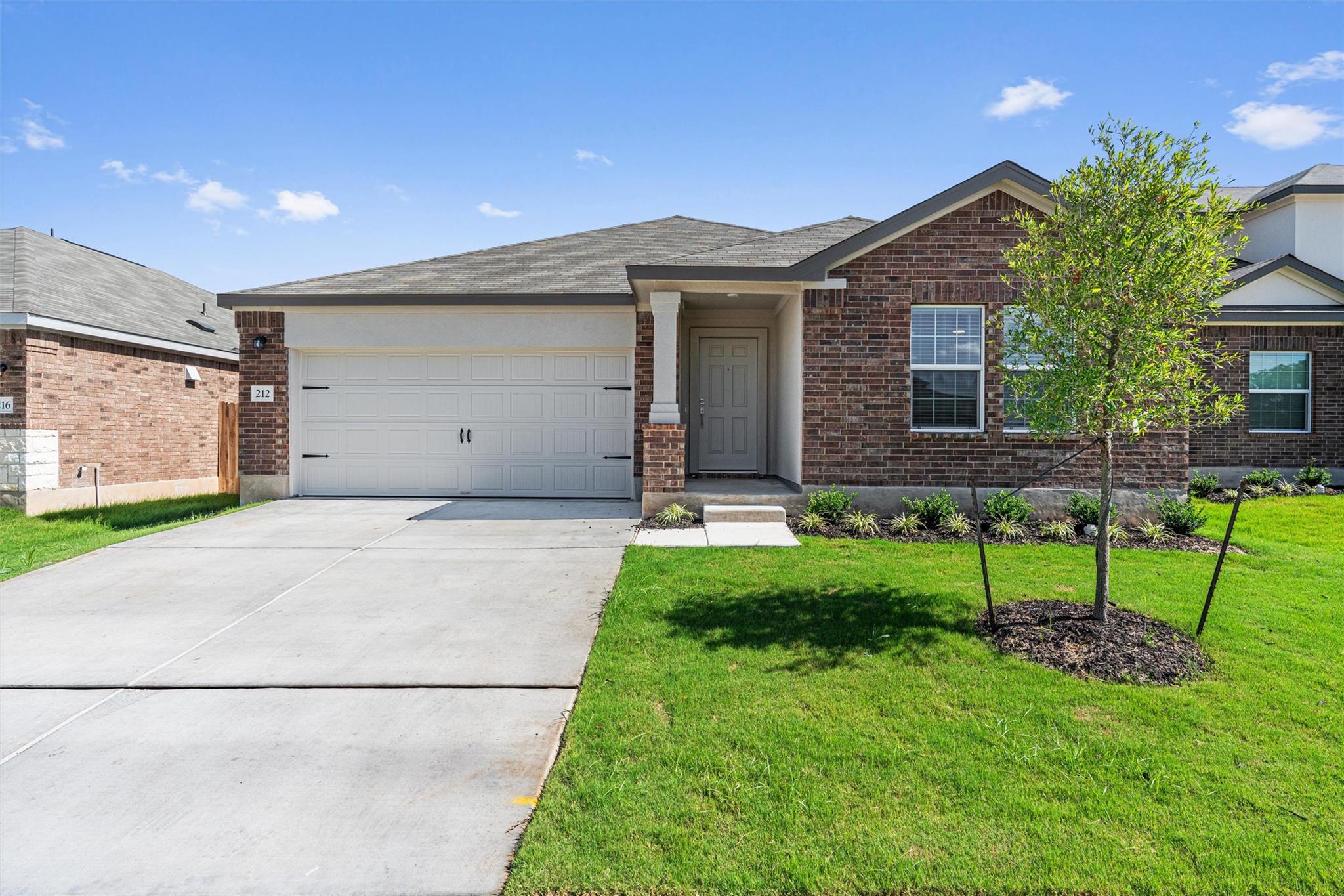 212 Misted Grass Trl, Georgetown, TX 78628