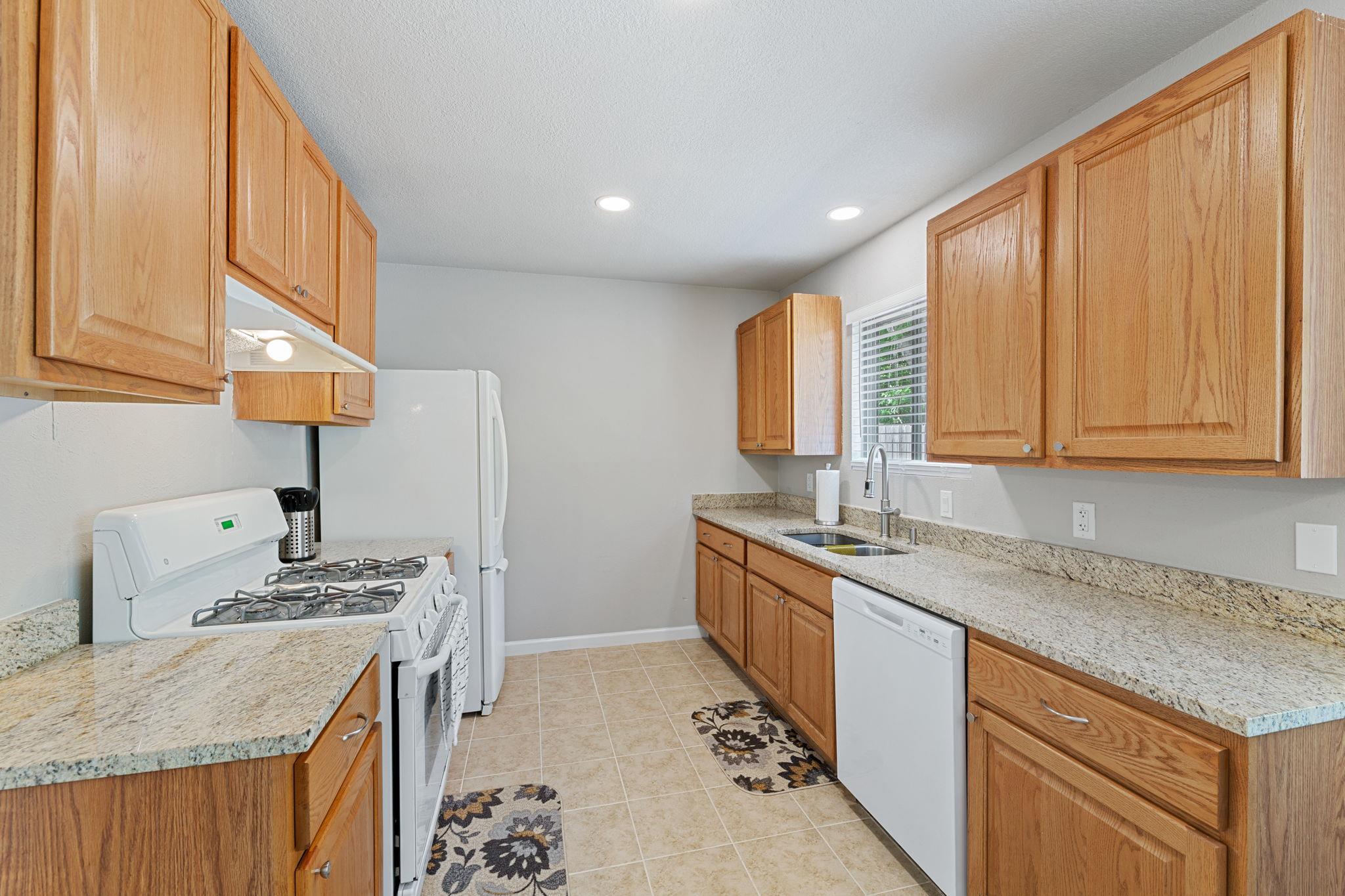 2106 Ponciana Loop, Austin, TX 78744