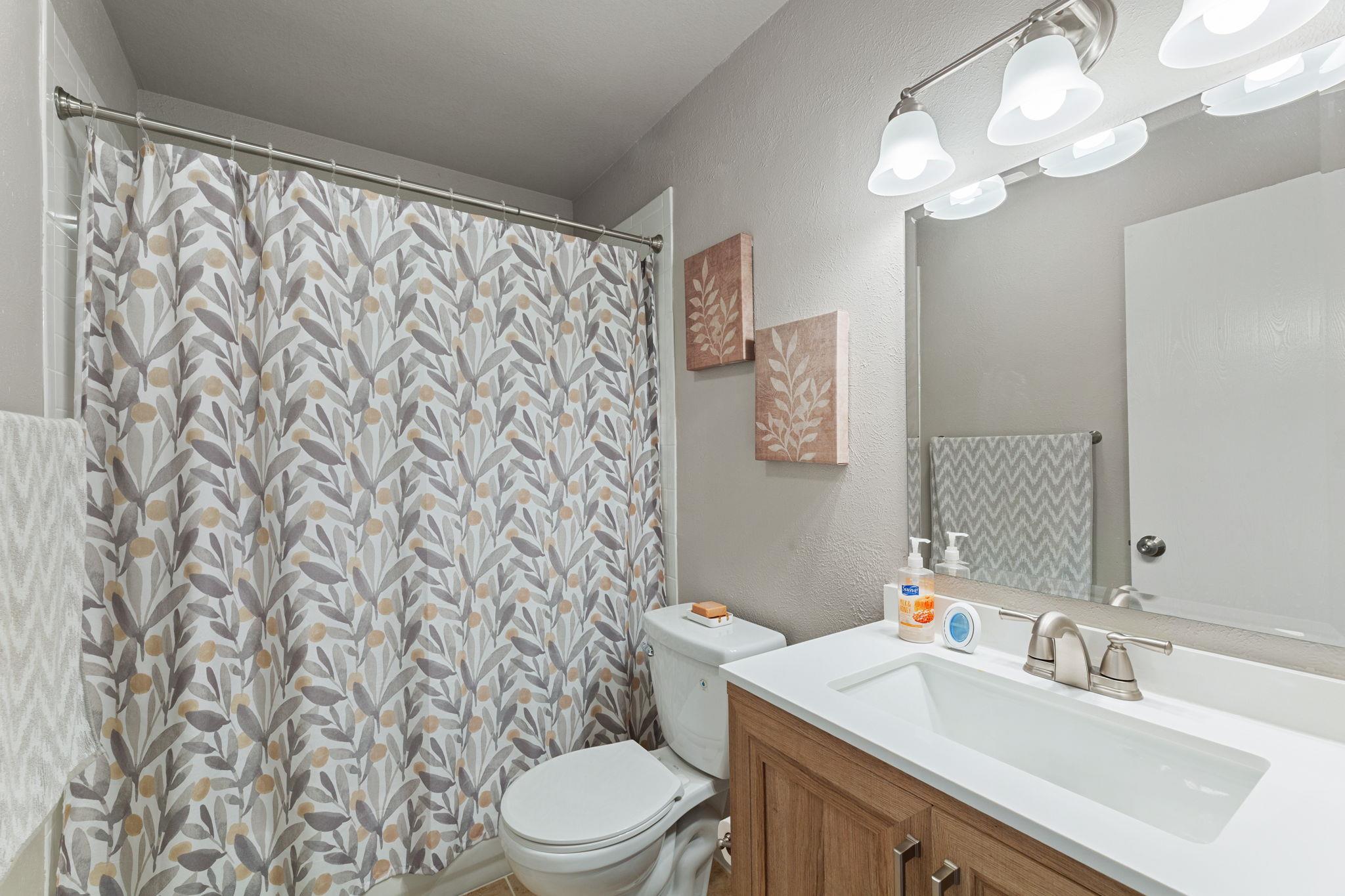 2106 Ponciana Loop, Austin, TX 78744