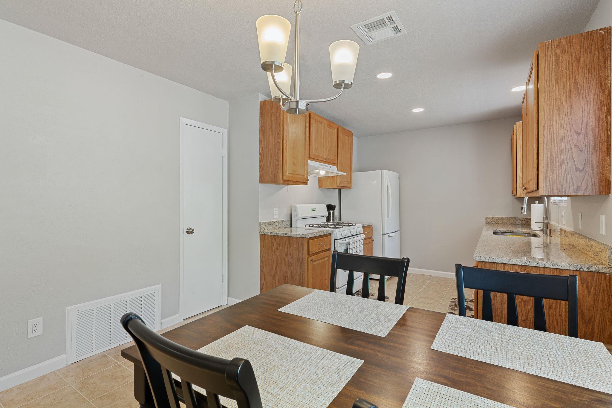 2106 Ponciana Loop, Austin, TX 78744