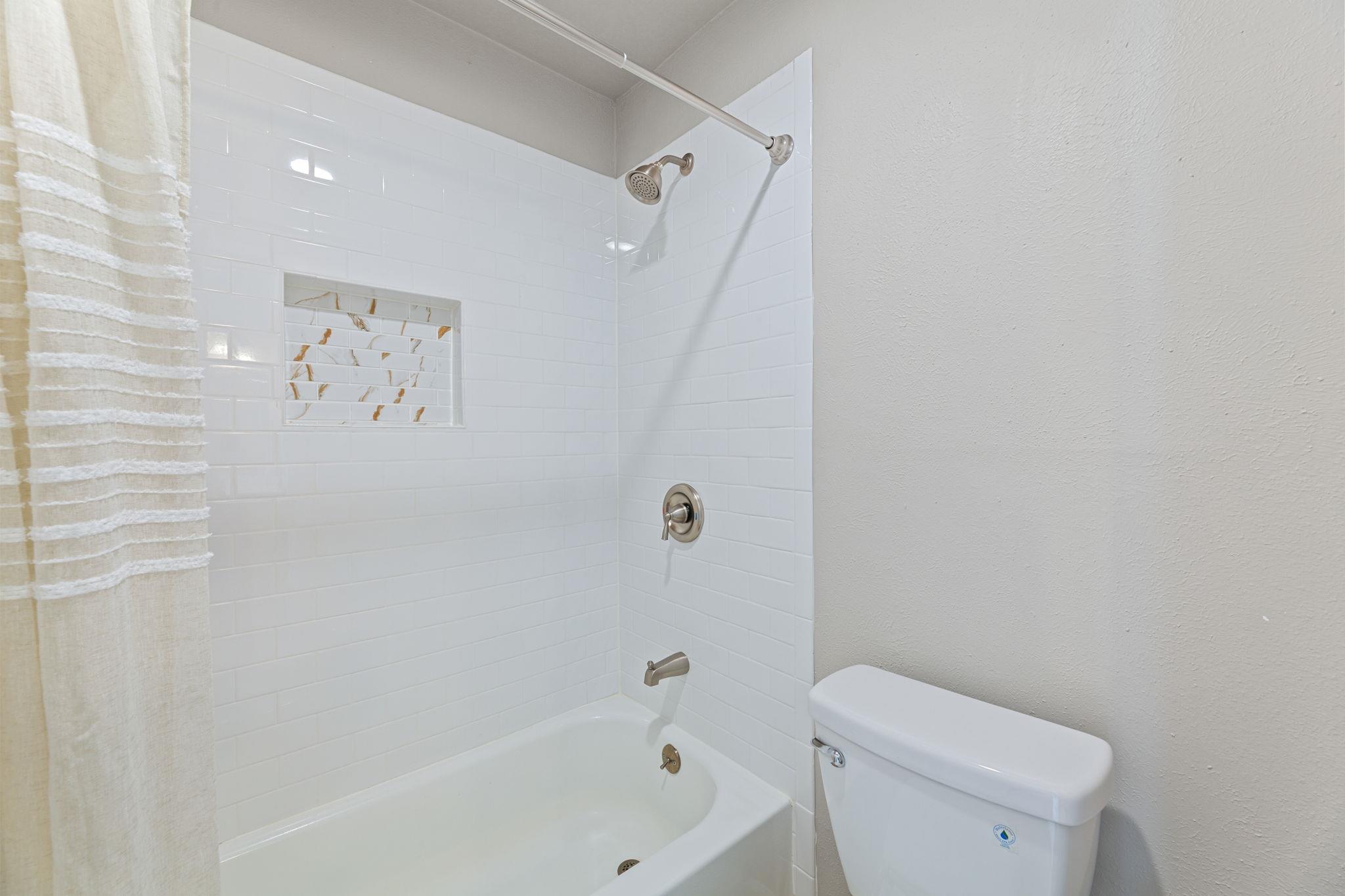 2106 Ponciana Loop, Austin, TX 78744