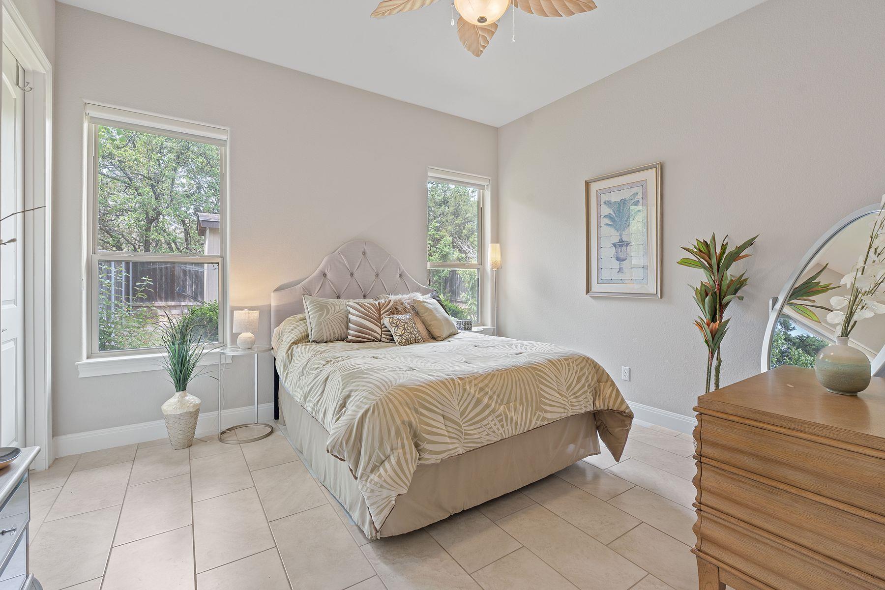 16016 Palomino Ranch Dr, Leander, TX 78641