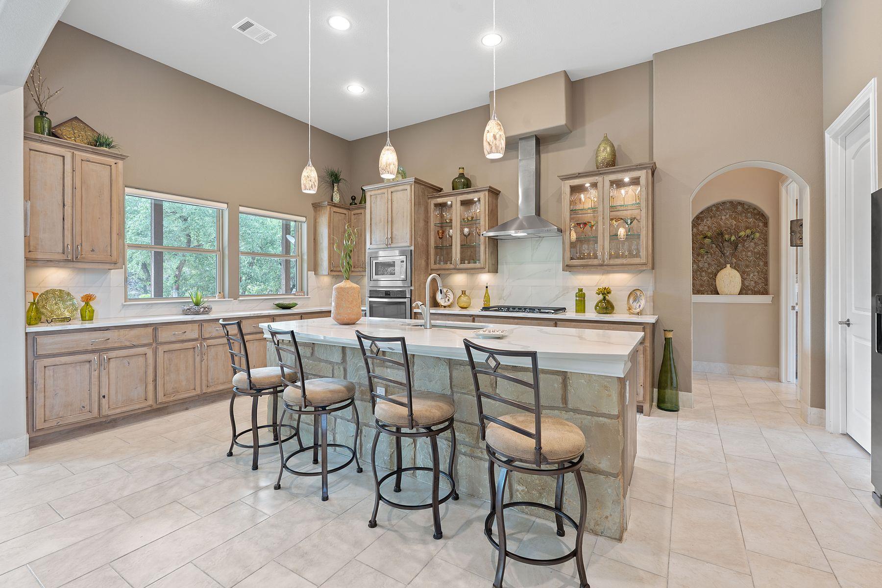16016 Palomino Ranch Dr, Leander, TX 78641