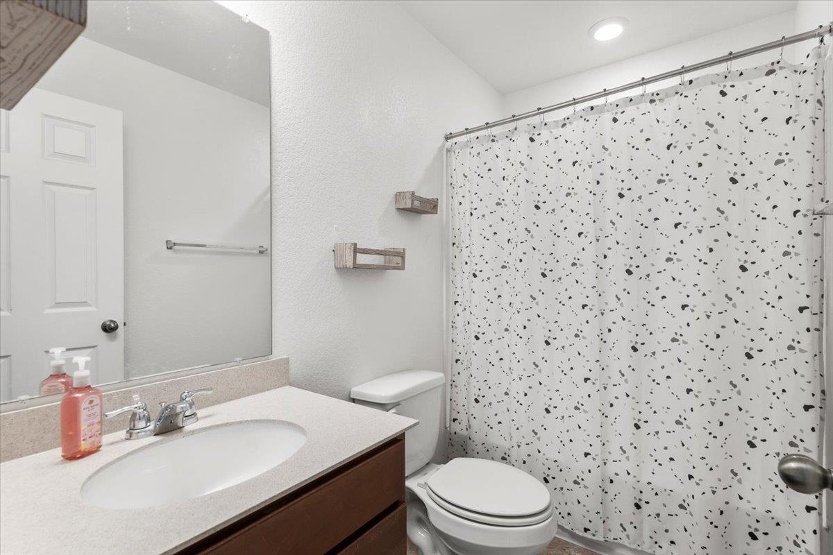 239 Crimson Ln, Kyle, TX 78640