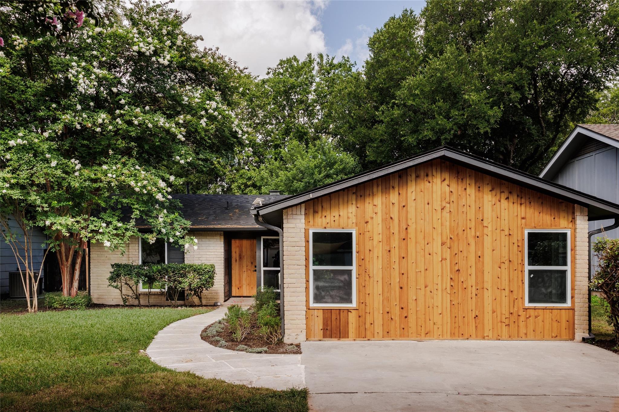 5204 Hedgewood Dr, Austin, TX 78745