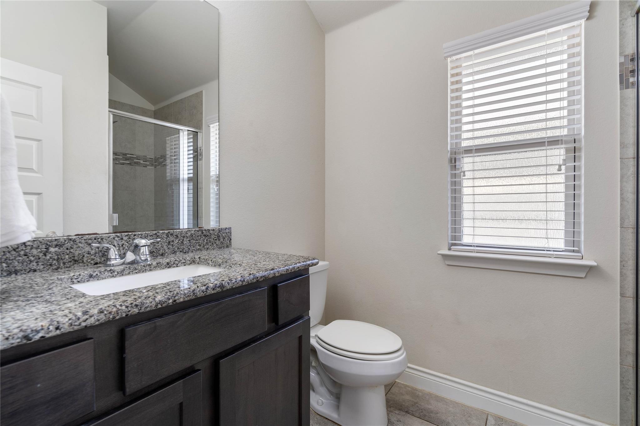 136 W Highfield St, Hutto, TX 78634
