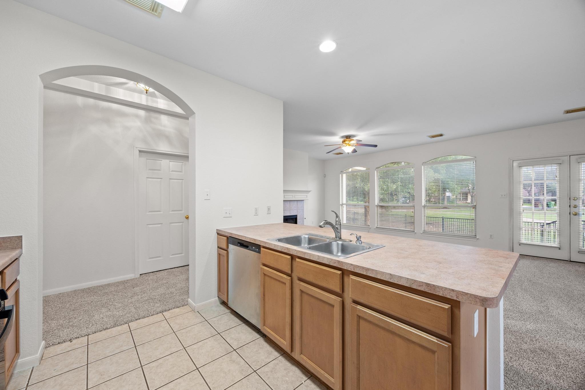 716 Bent Wood Pl, Round Rock, TX 78665
