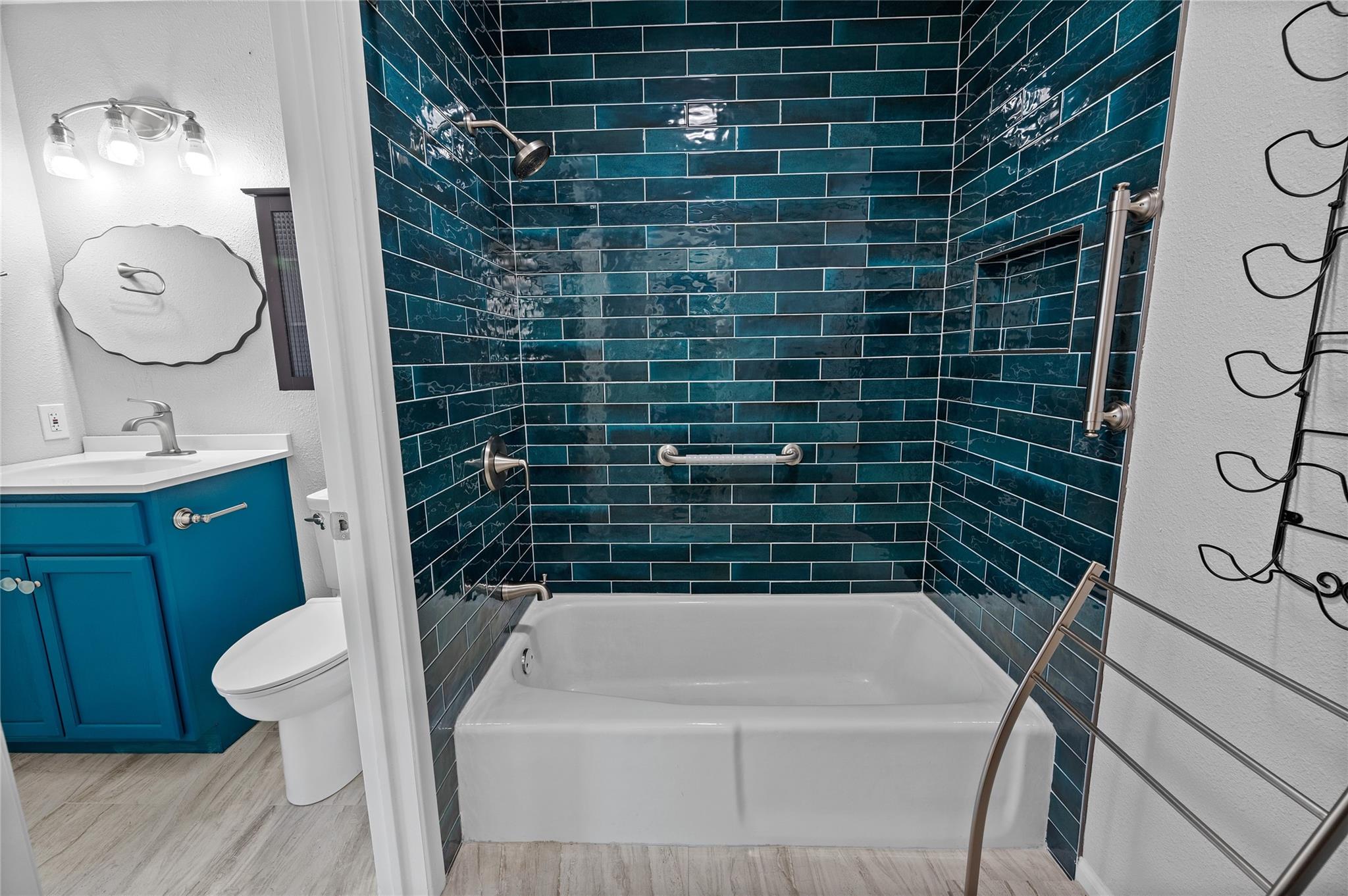 11301 Jollyville Rd # B3, Austin, TX 78759