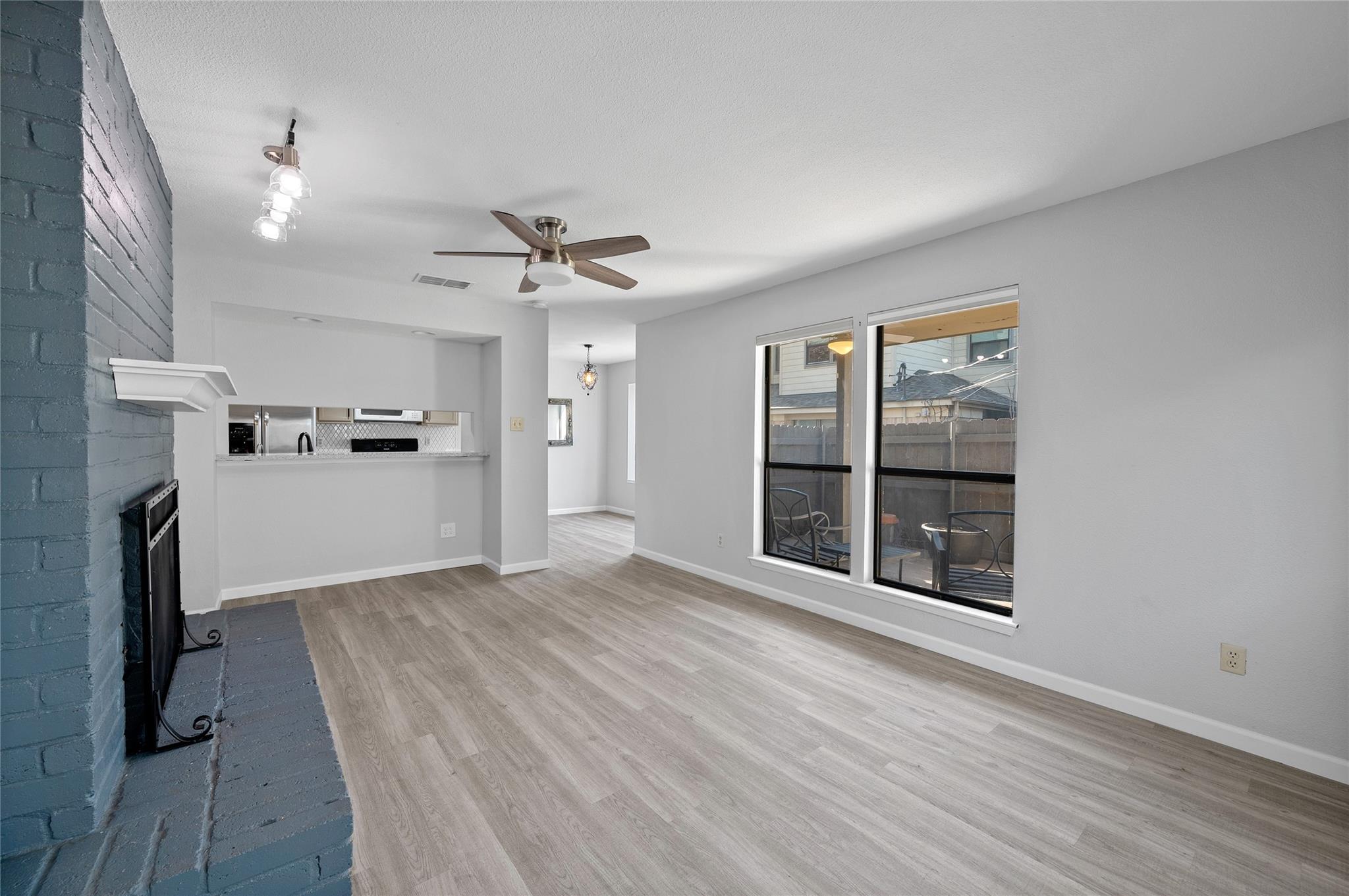 11301 Jollyville Rd # B3, Austin, TX 78759