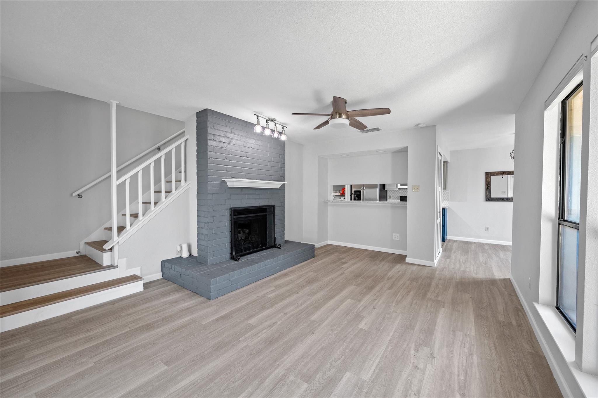 11301 Jollyville Rd # B3, Austin, TX 78759