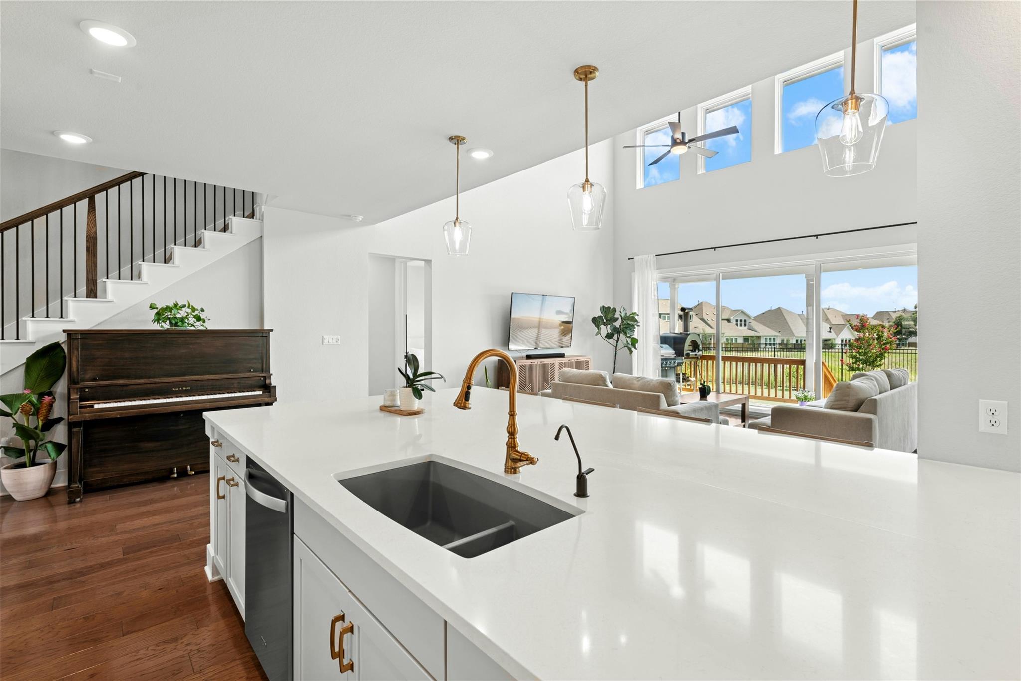 149 Crescent Moon Ct, Dripping Springs, TX 78620