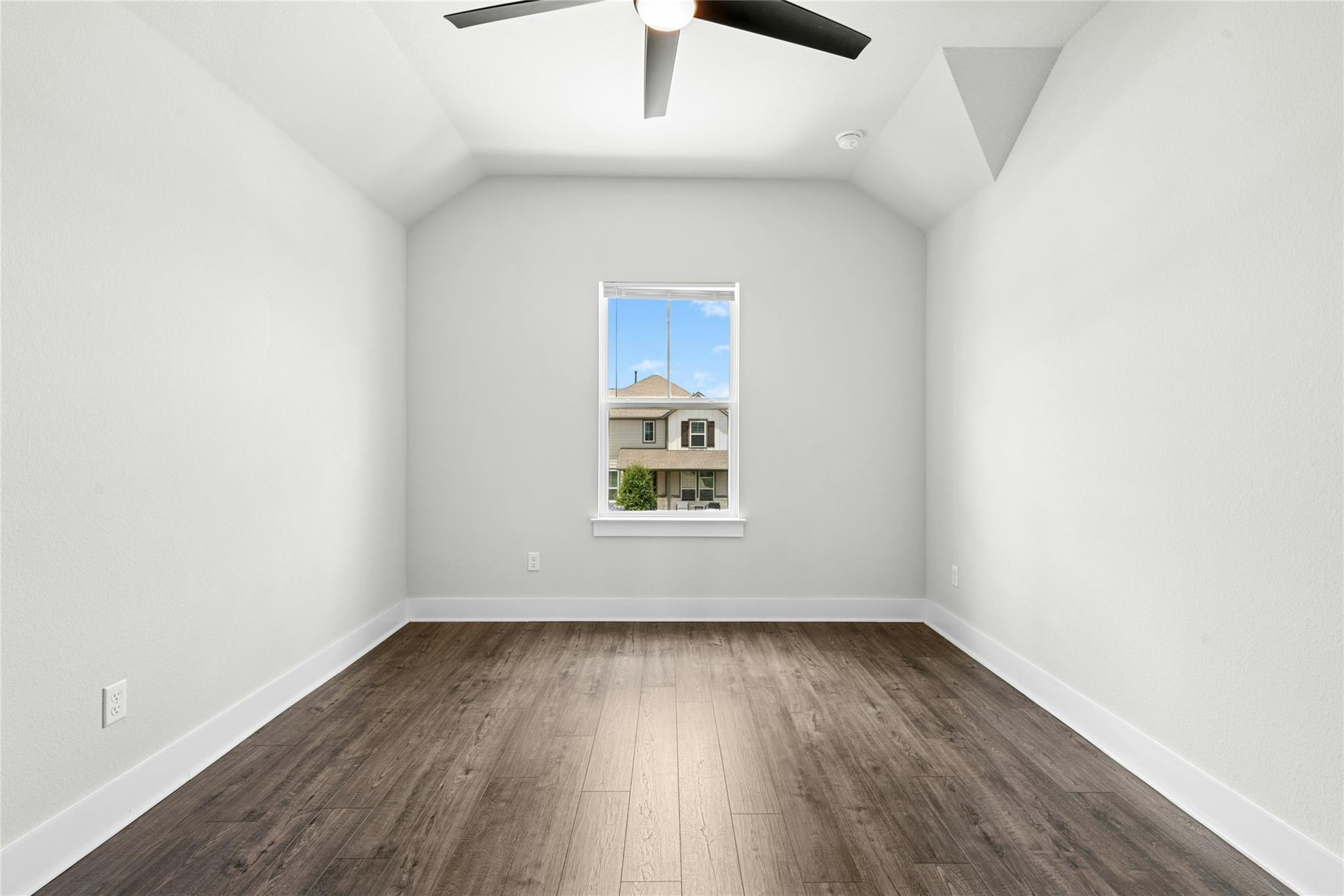 149 Crescent Moon Ct, Dripping Springs, TX 78620