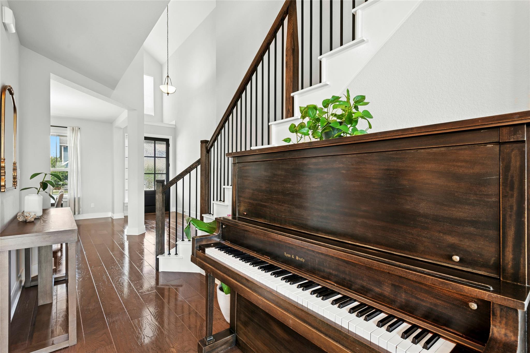 149 Crescent Moon Ct, Dripping Springs, TX 78620