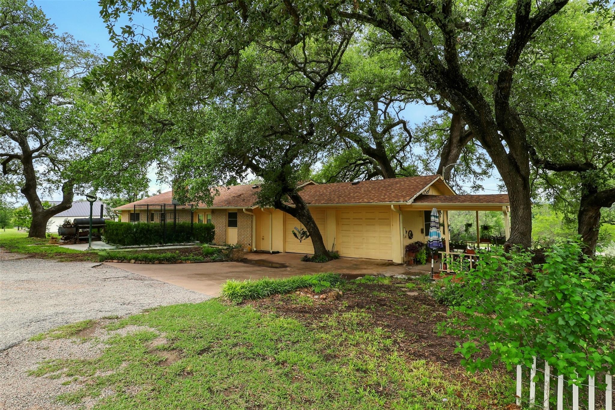 2415 W Fm 2147 W, Horseshoe Bay, TX 78657