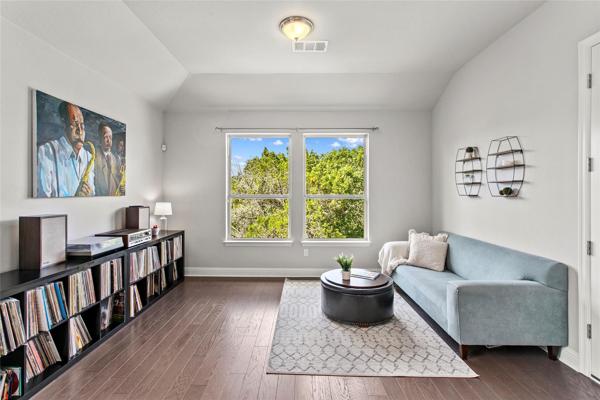 226 Brentwood Dr, Austin, TX 78737
