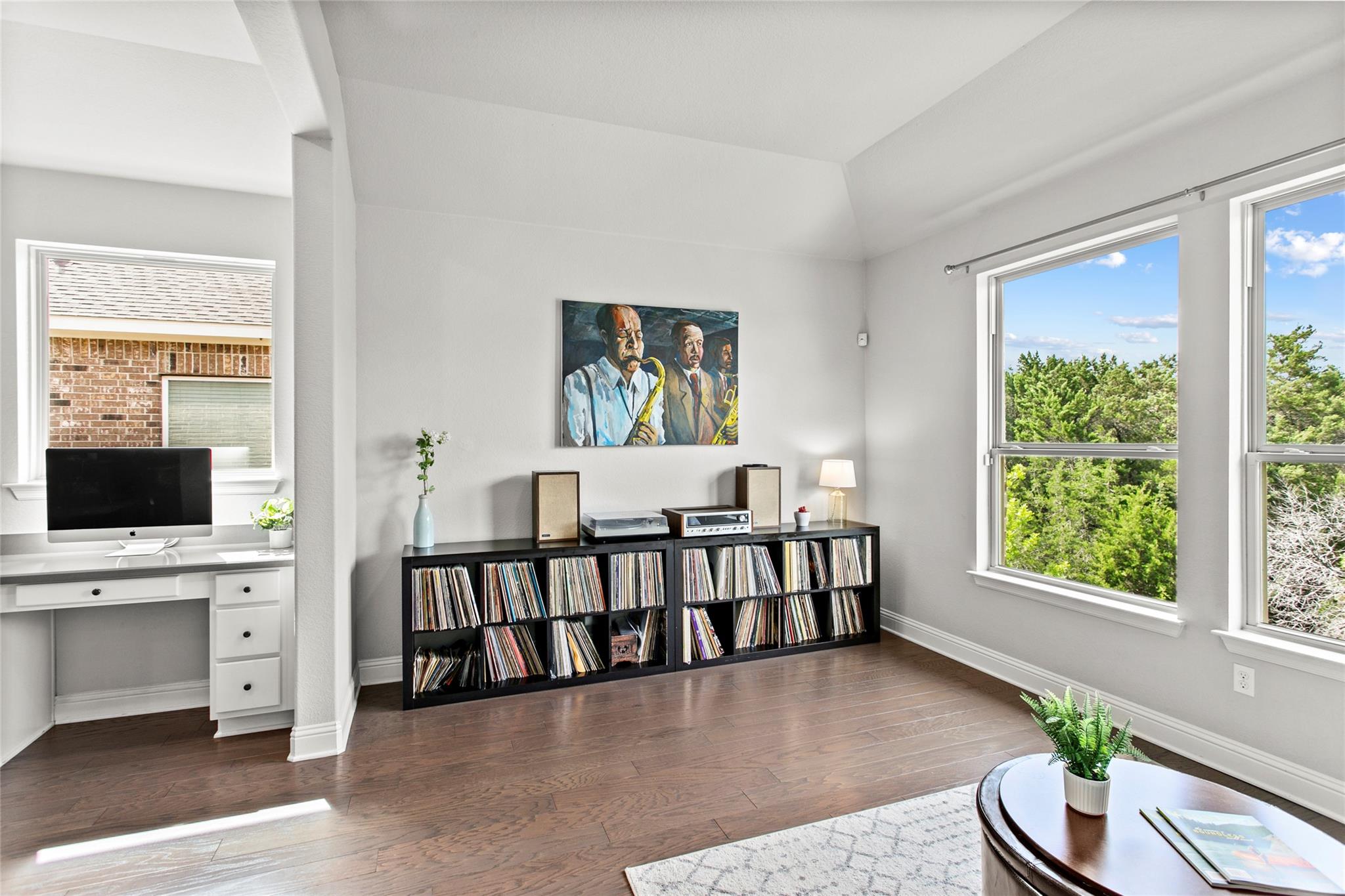 226 Brentwood Dr, Austin, TX 78737
