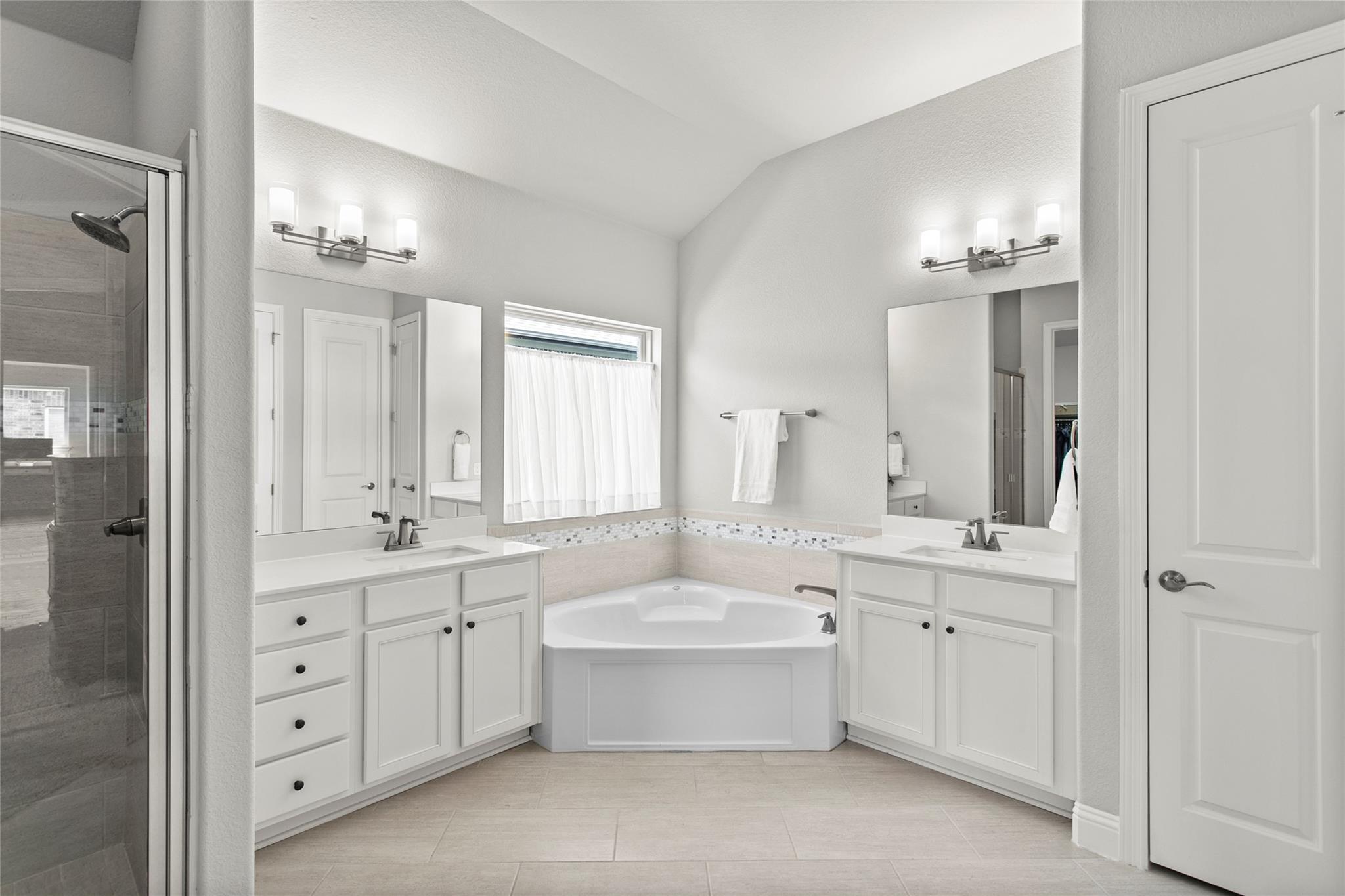 226 Brentwood Dr, Austin, TX 78737