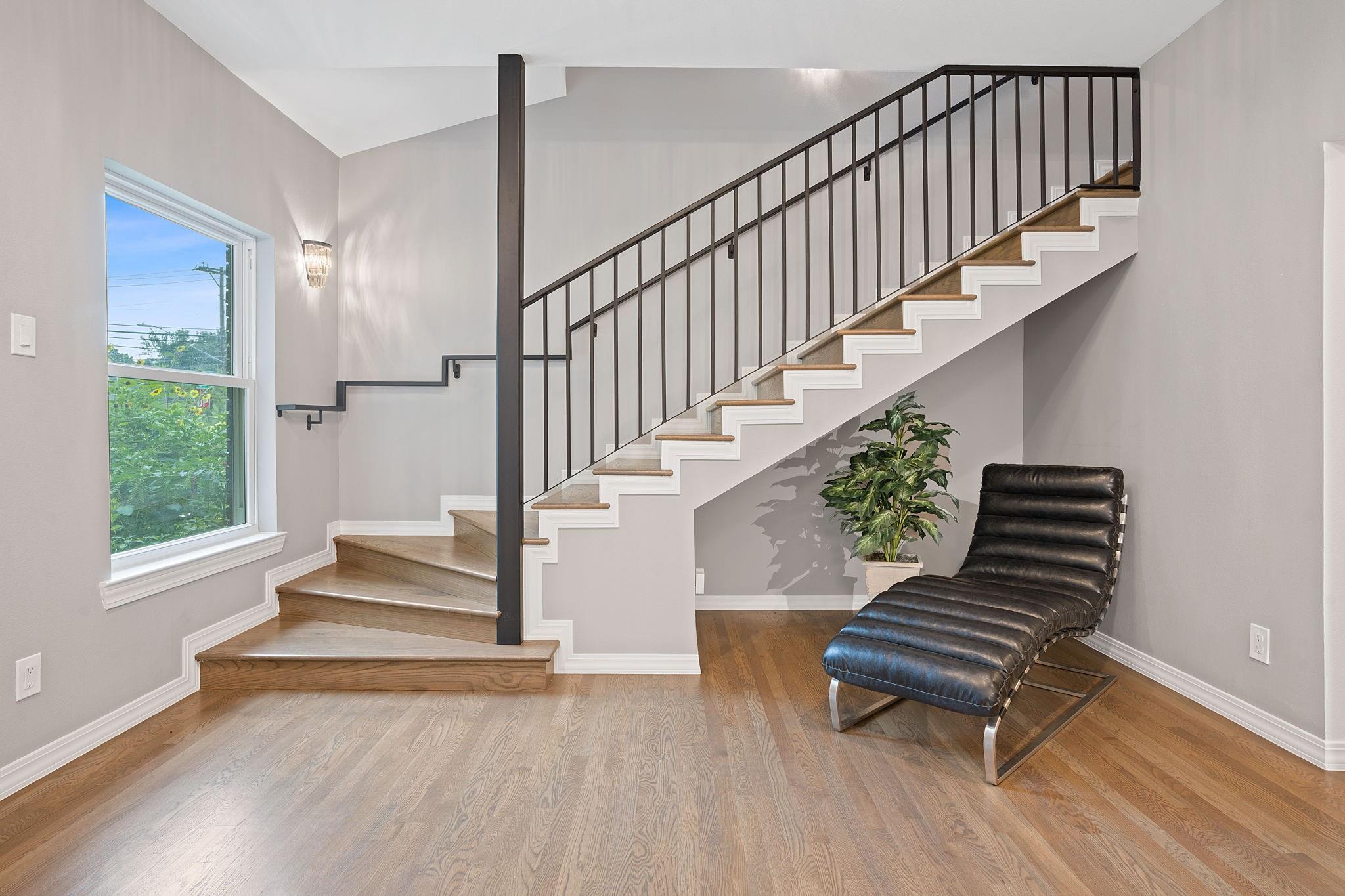 2110 Travis Heights Blvd, Austin, TX 78704