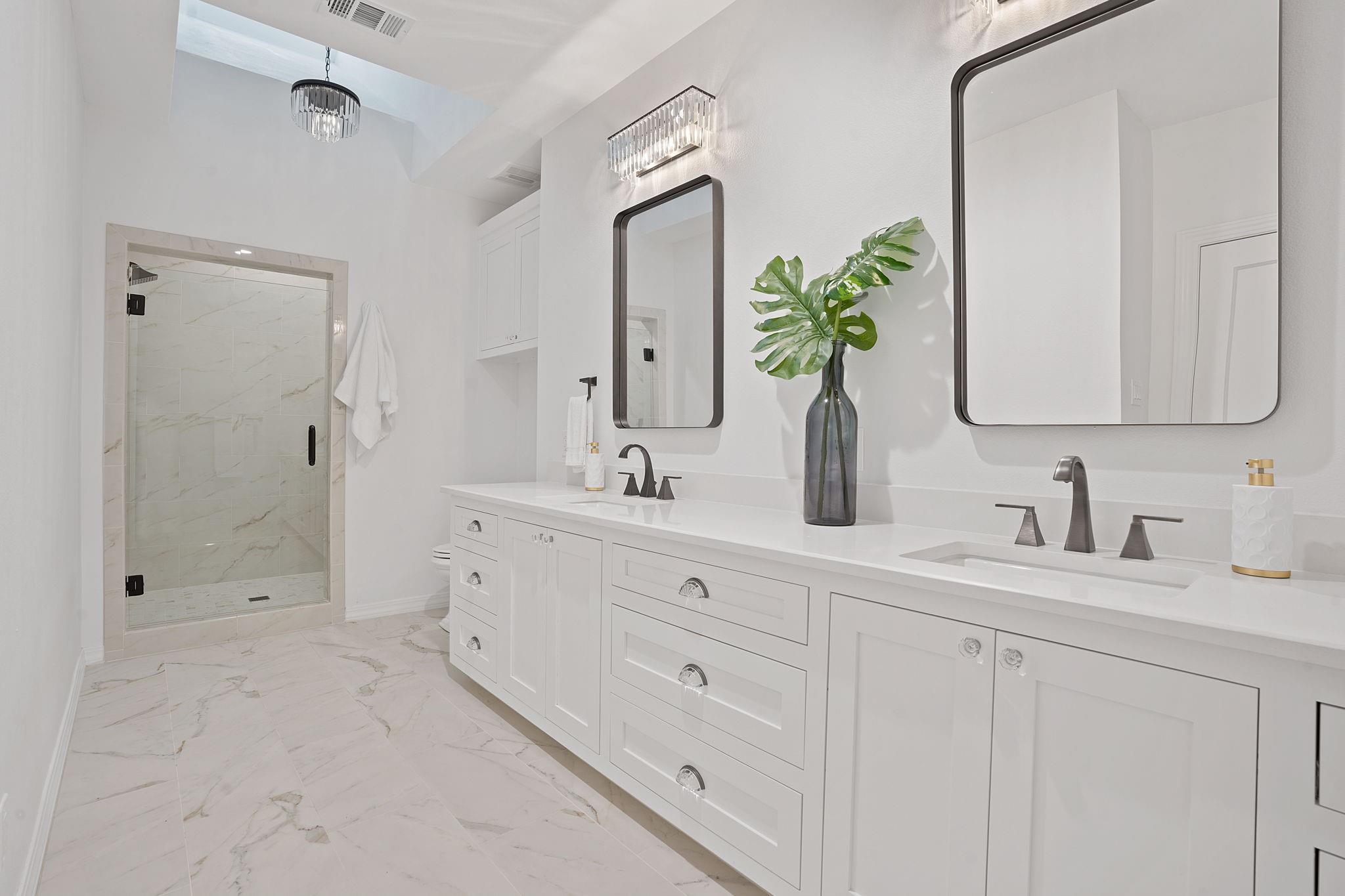 2110 Travis Heights Blvd, Austin, TX 78704