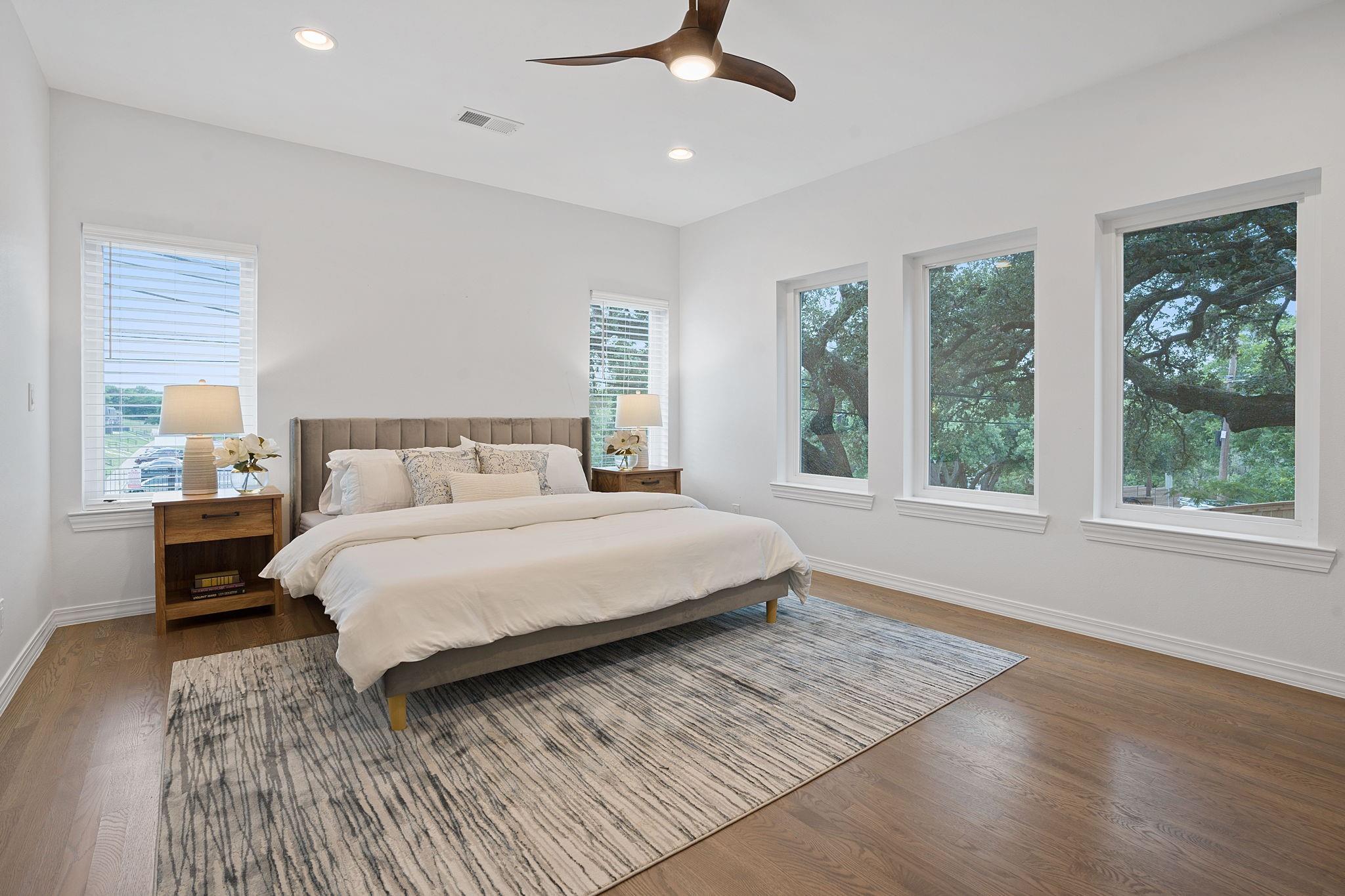 2110 Travis Heights Blvd, Austin, TX 78704