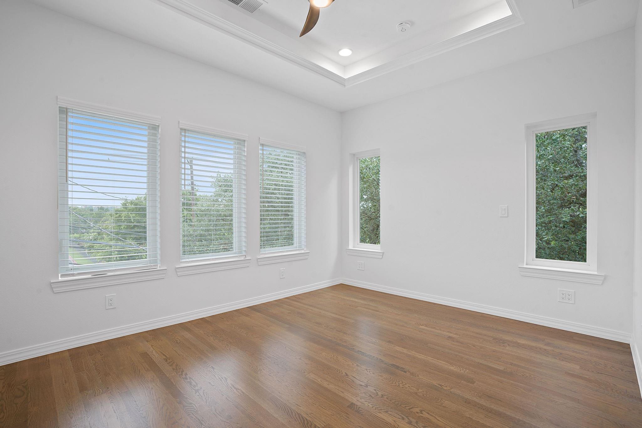 2110 Travis Heights Blvd, Austin, TX 78704