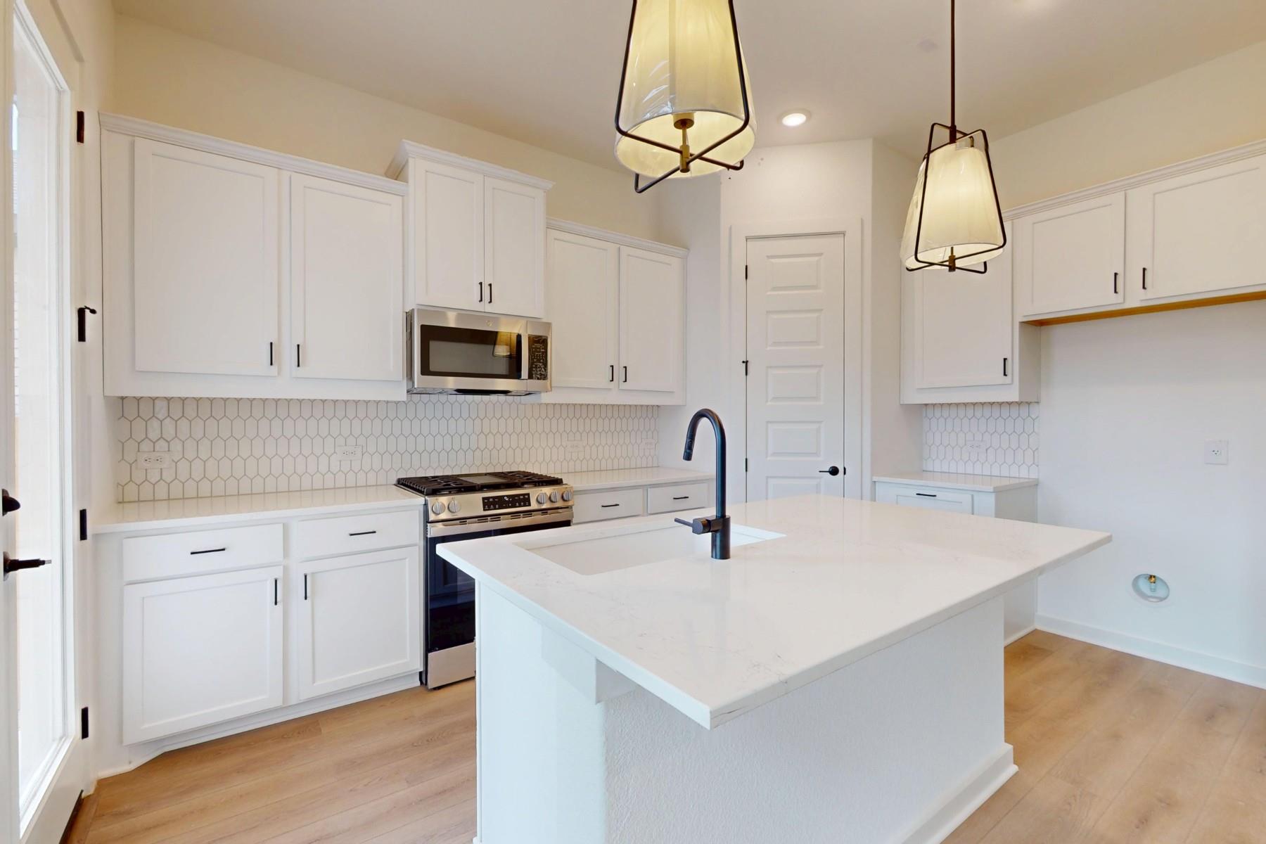 13111 Geary Dr, Austin, TX 78652