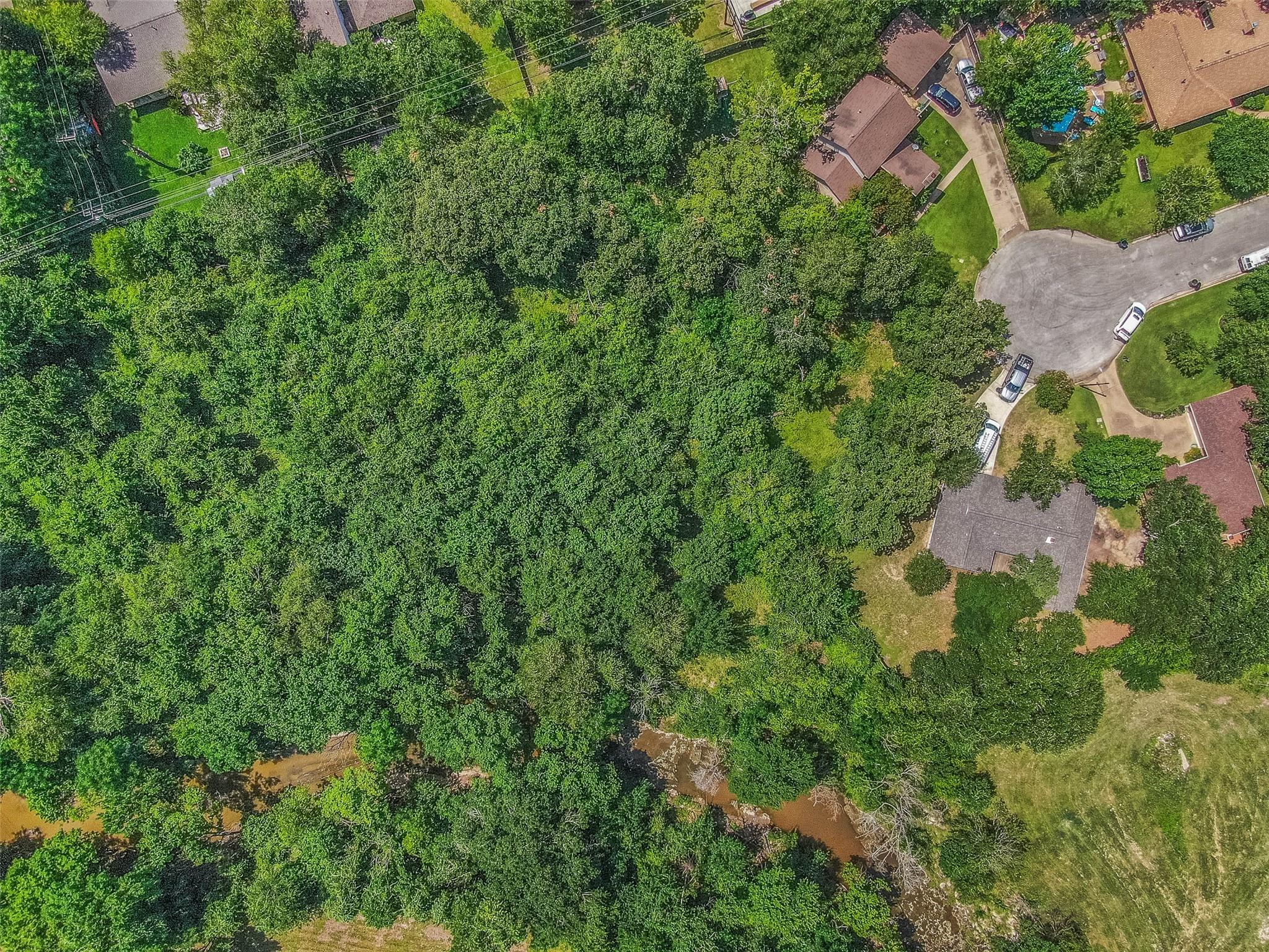 3814 Valley Oaks Dr, Bryan, TX 77802