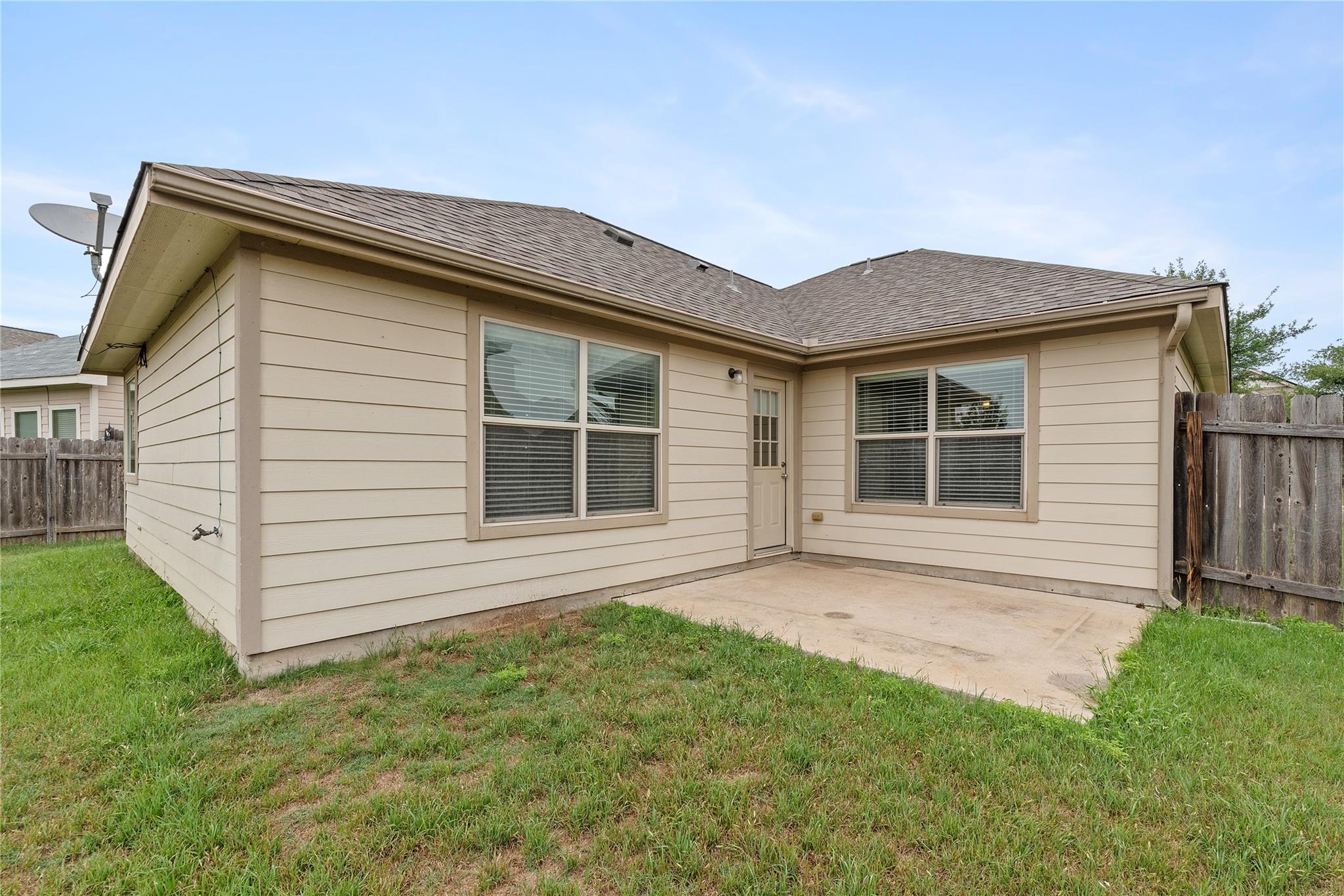 174 Barn Owl Loop # 1, Leander, TX 78641