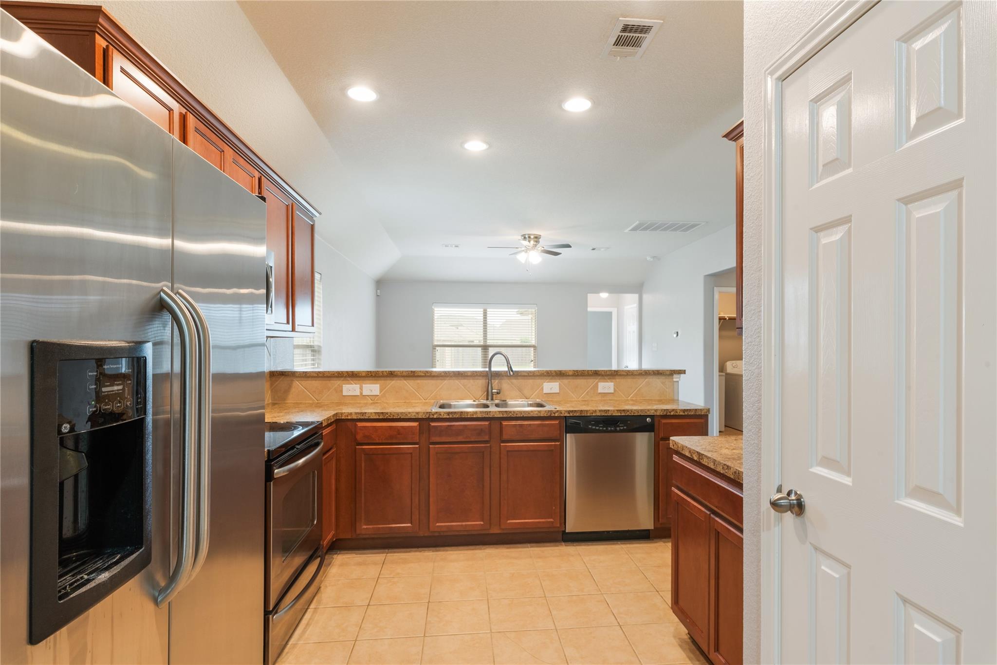 174 Barn Owl Loop # 1, Leander, TX 78641