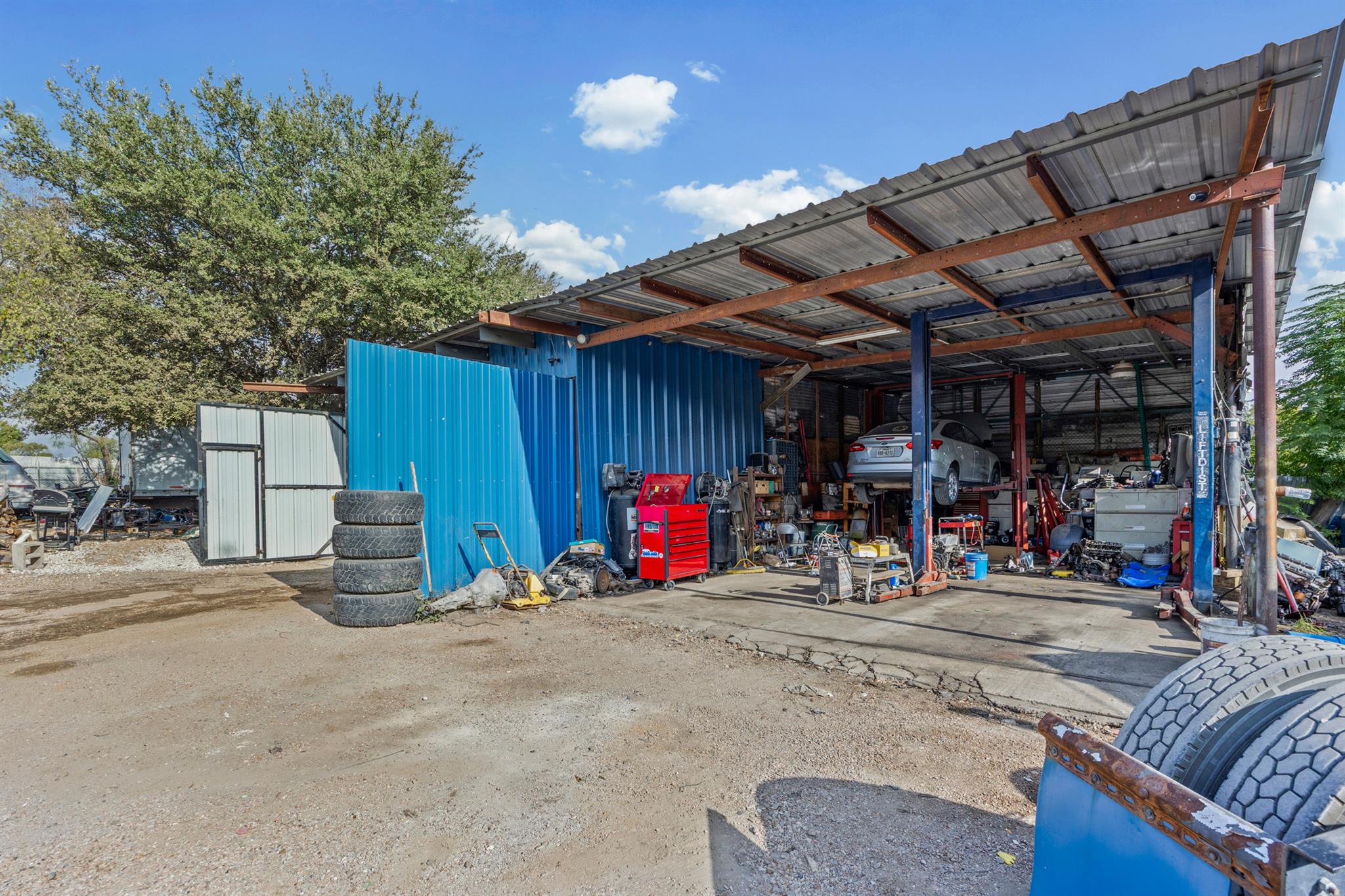 6400 Wilcab Rd, Austin, TX 78721