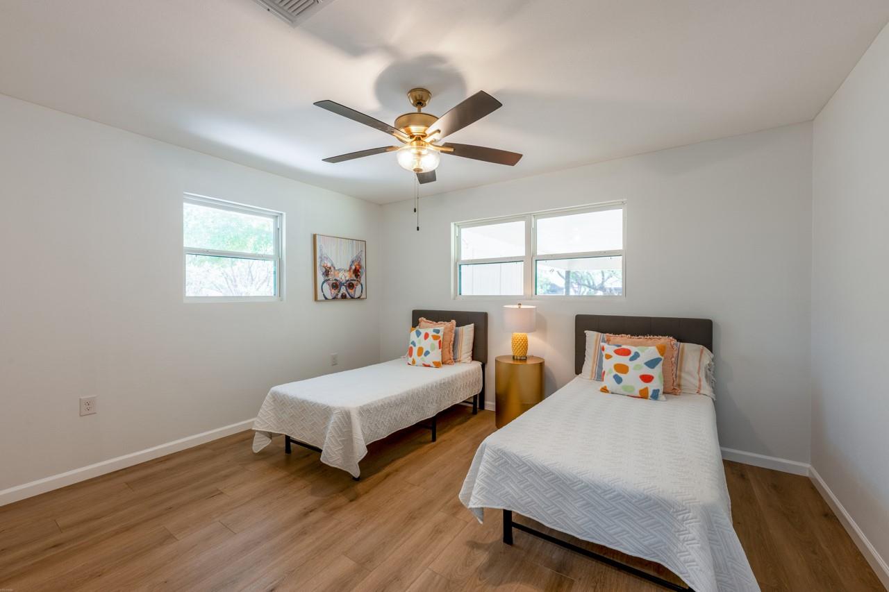 106 Heron, Highland Haven, TX 78654