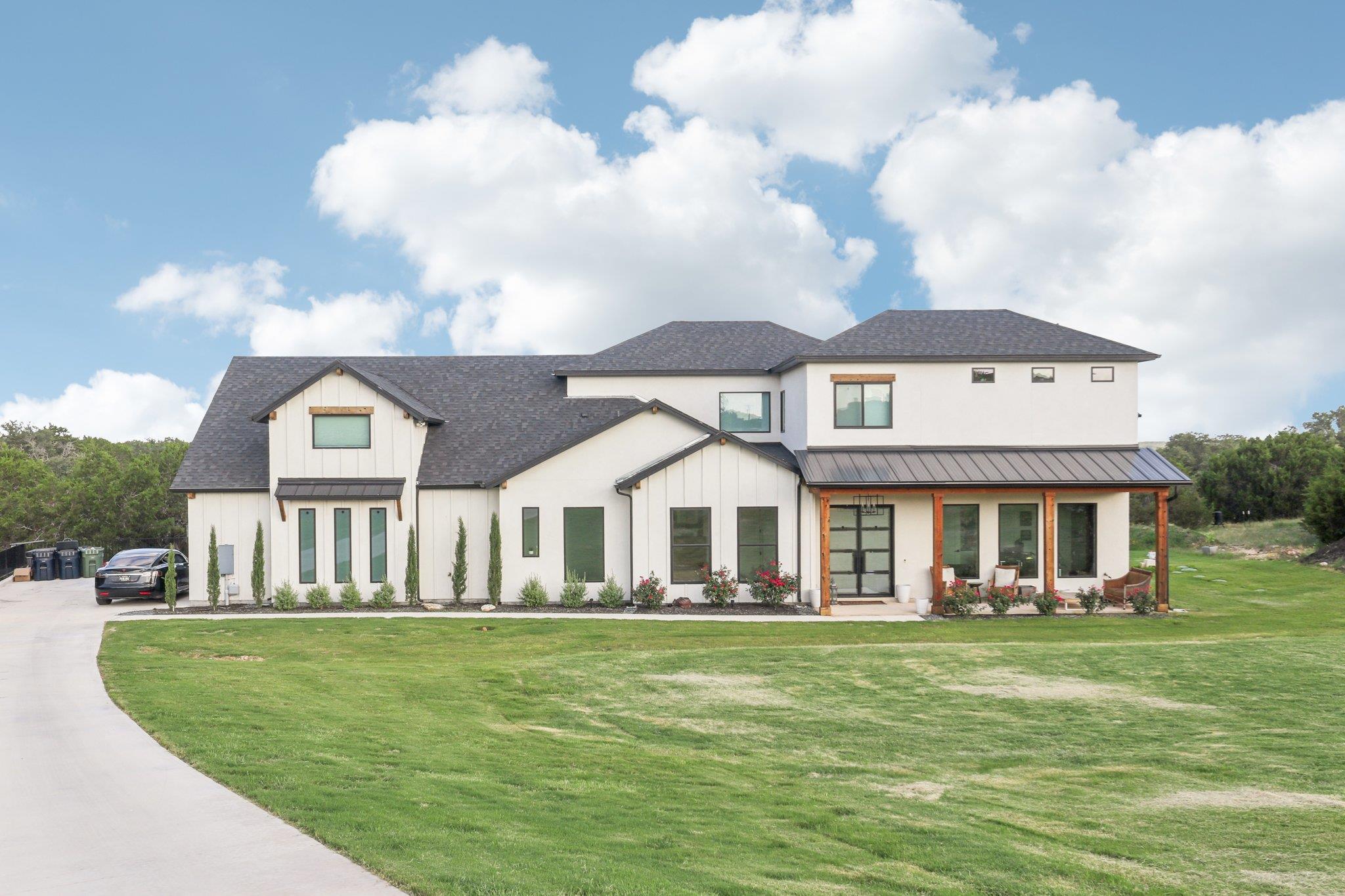 432 Buffalo Trl, Liberty Hill, TX 78642