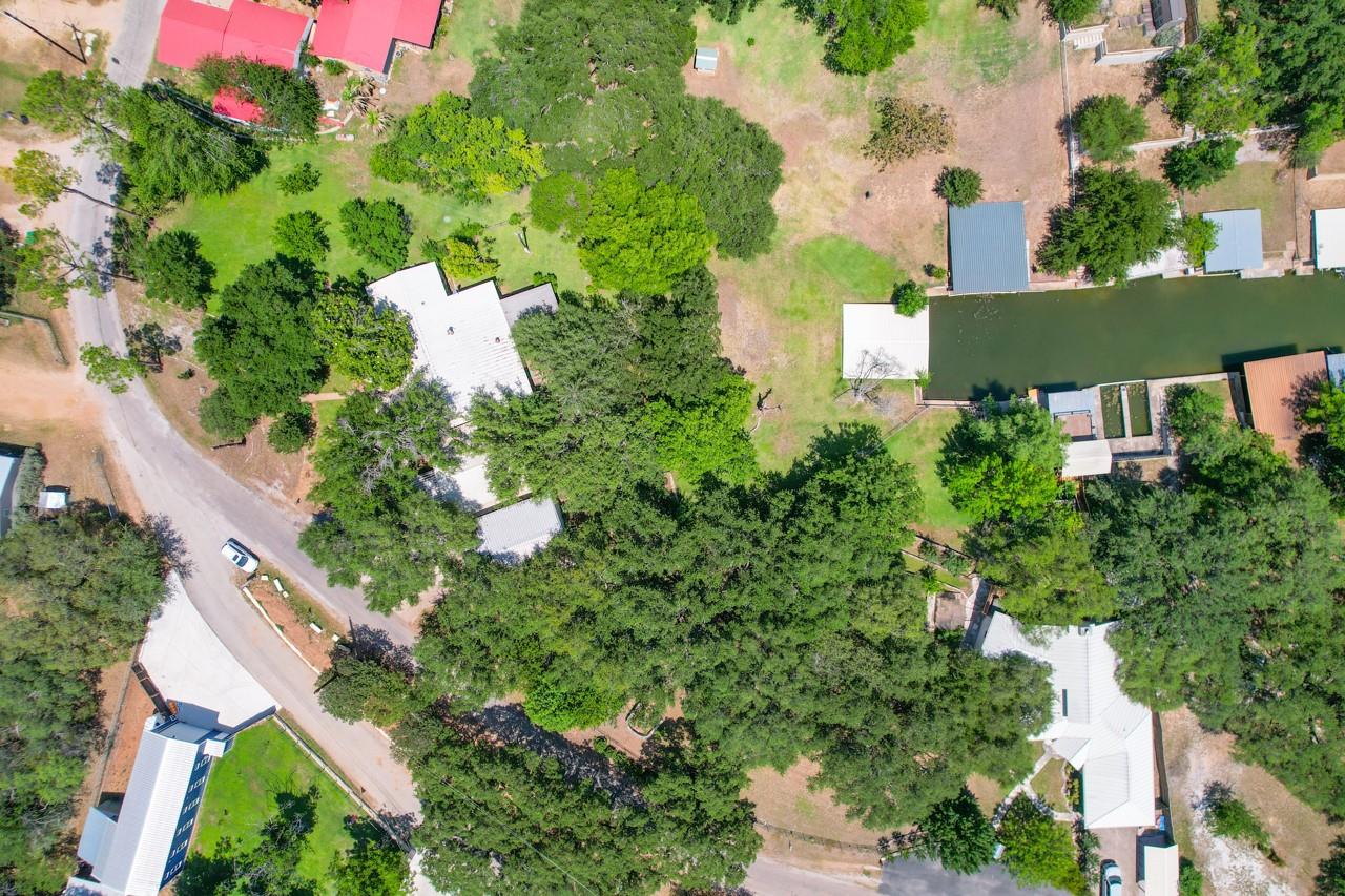 417 CR 136A, Kingsland, TX 78639